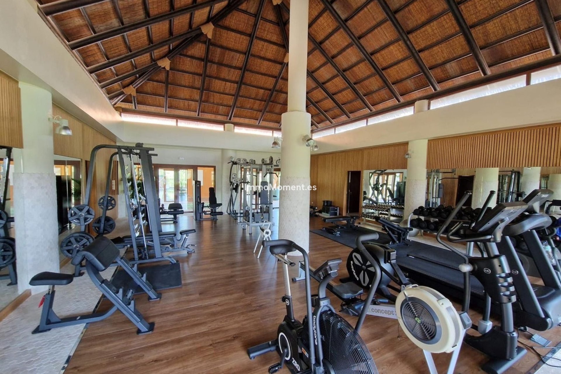 Resale - Apartment - Benahavís - Benahavís Centro