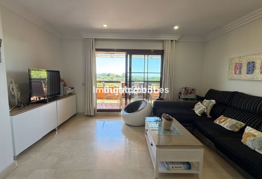Resale - Apartment - Benahavís - Benahavís Centro