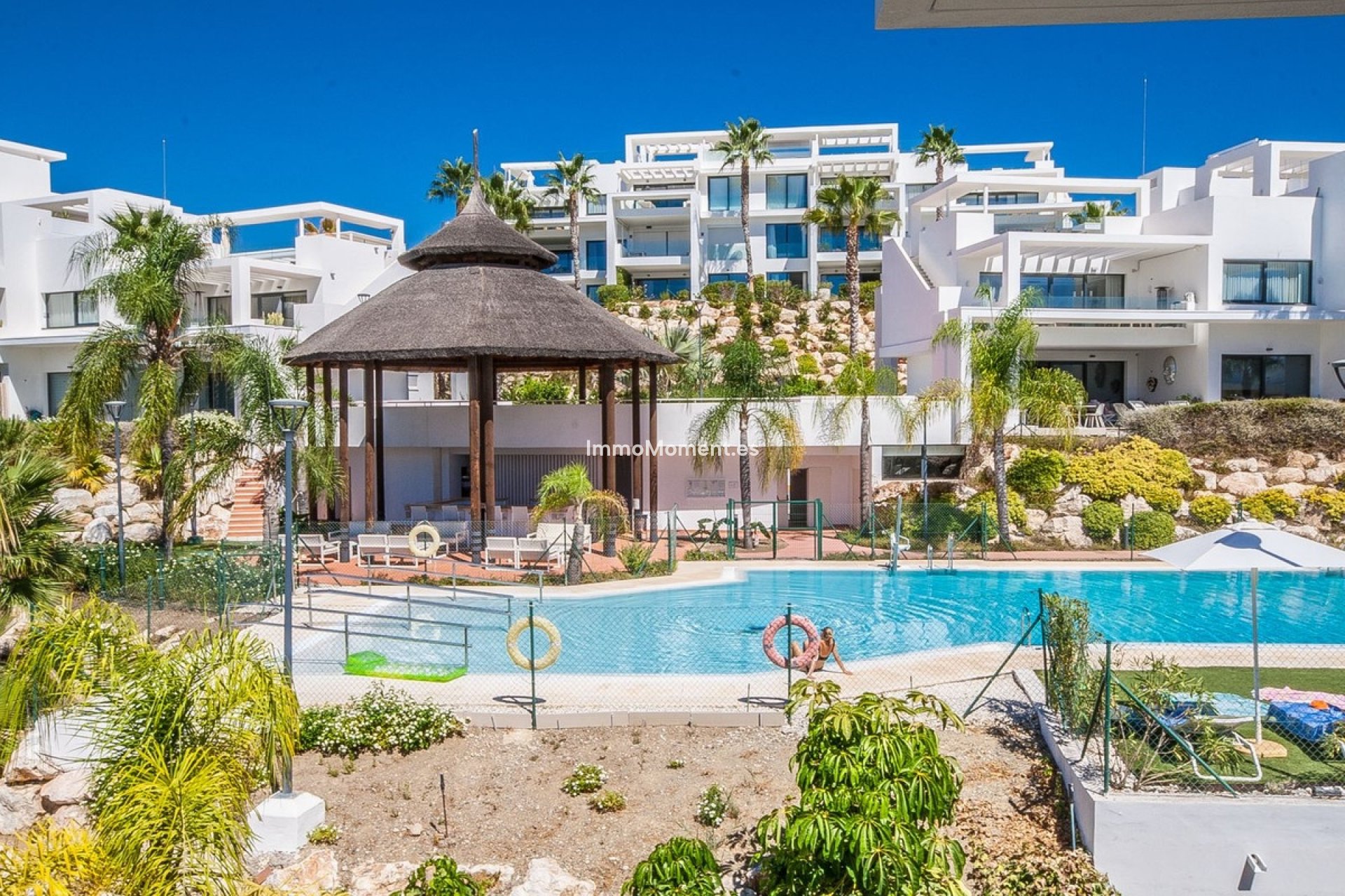 Resale - Apartment - Benahavís - Benahavís Centro