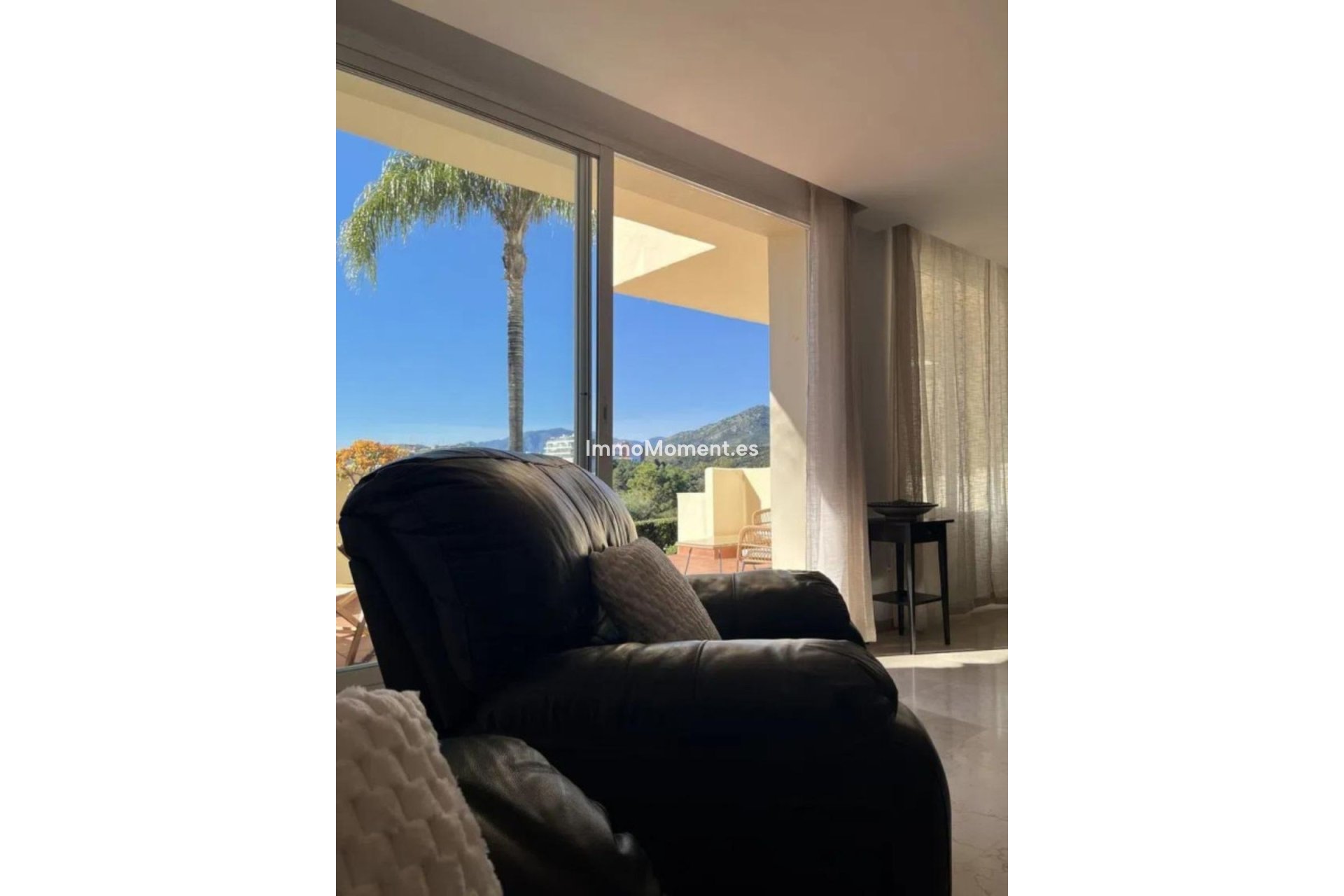 Resale - Apartment - Benahavís - Benahavís Centro