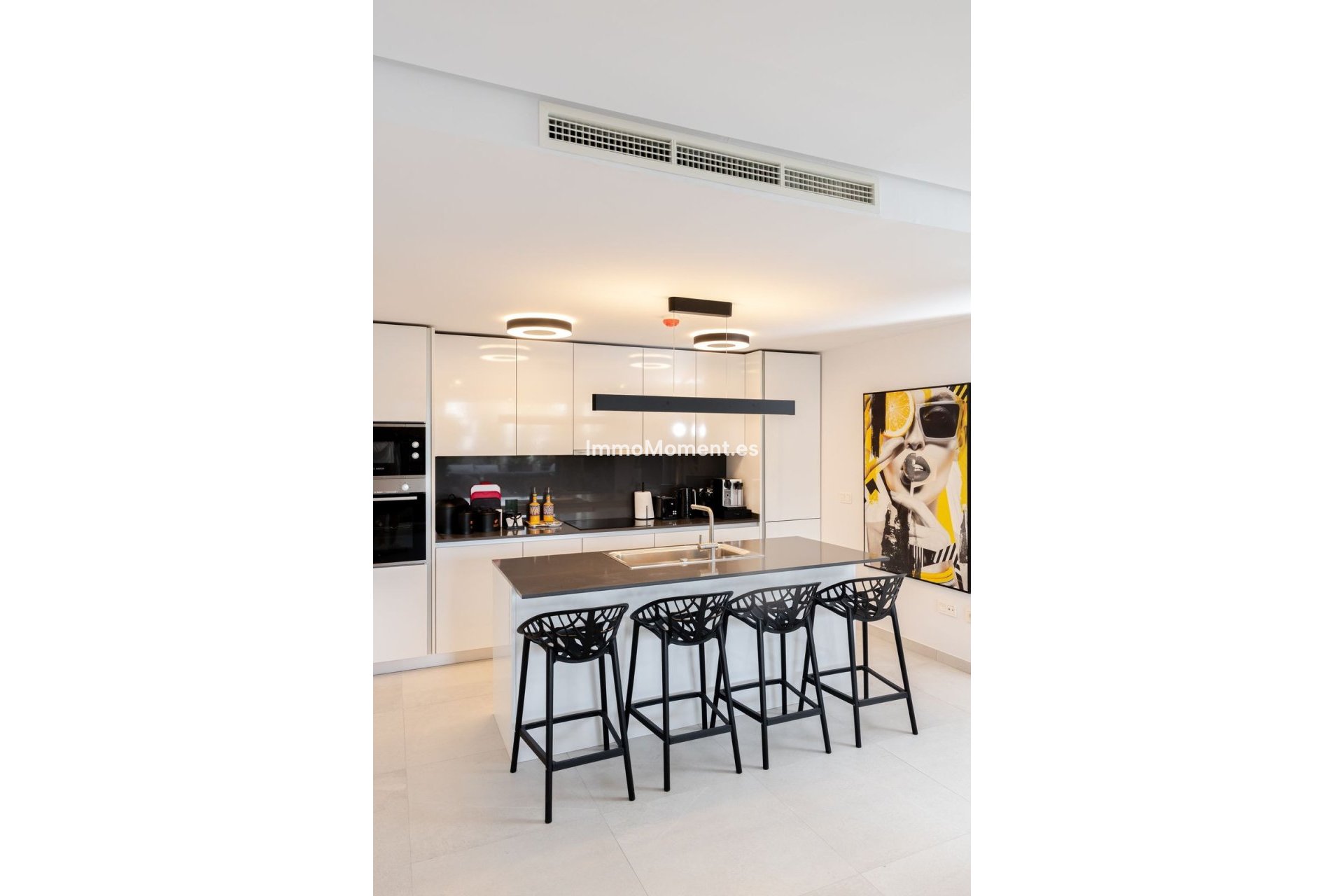 Resale - Apartment - Benahavís - Benahavís Centro