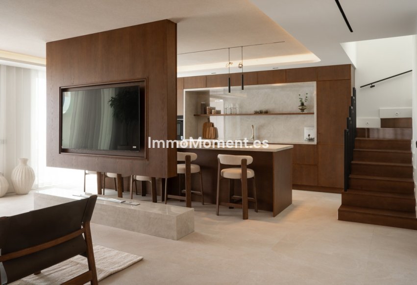 Resale - Apartment - Benahavís - Benahavís Centro
