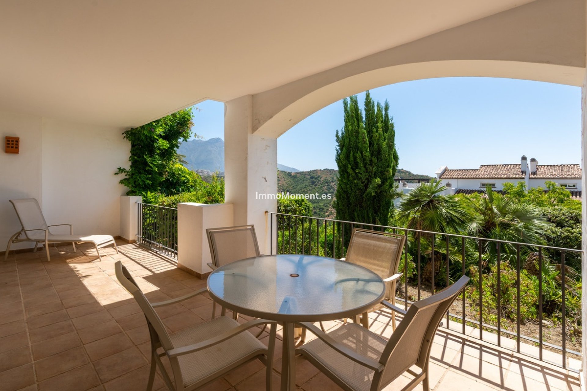 Resale - Apartment - Benahavís - Benahavís Centro
