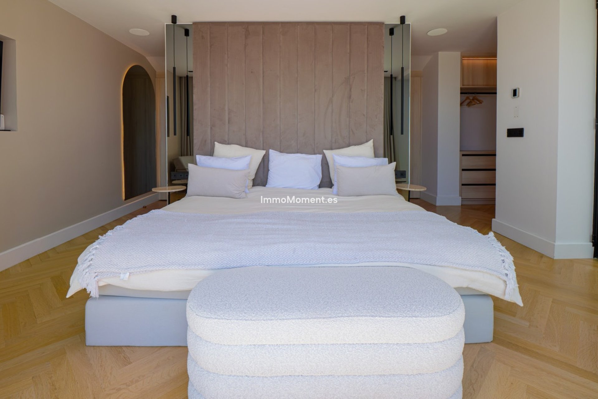 Resale - Apartment - Benahavís - Benahavís Centro