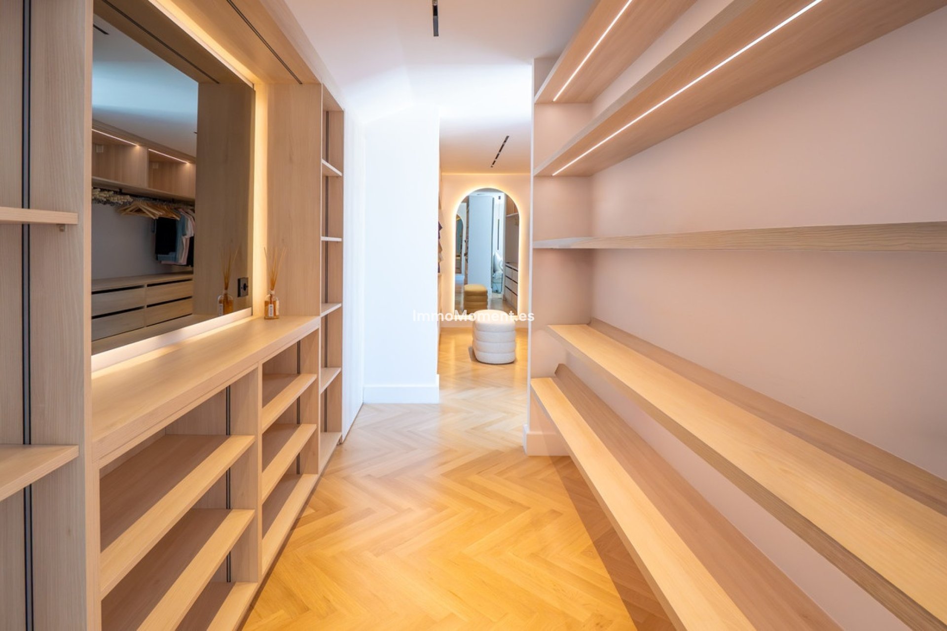 Resale - Apartment - Benahavís - Benahavís Centro