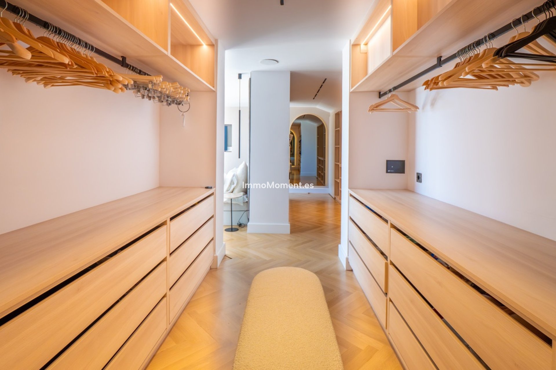 Resale - Apartment - Benahavís - Benahavís Centro