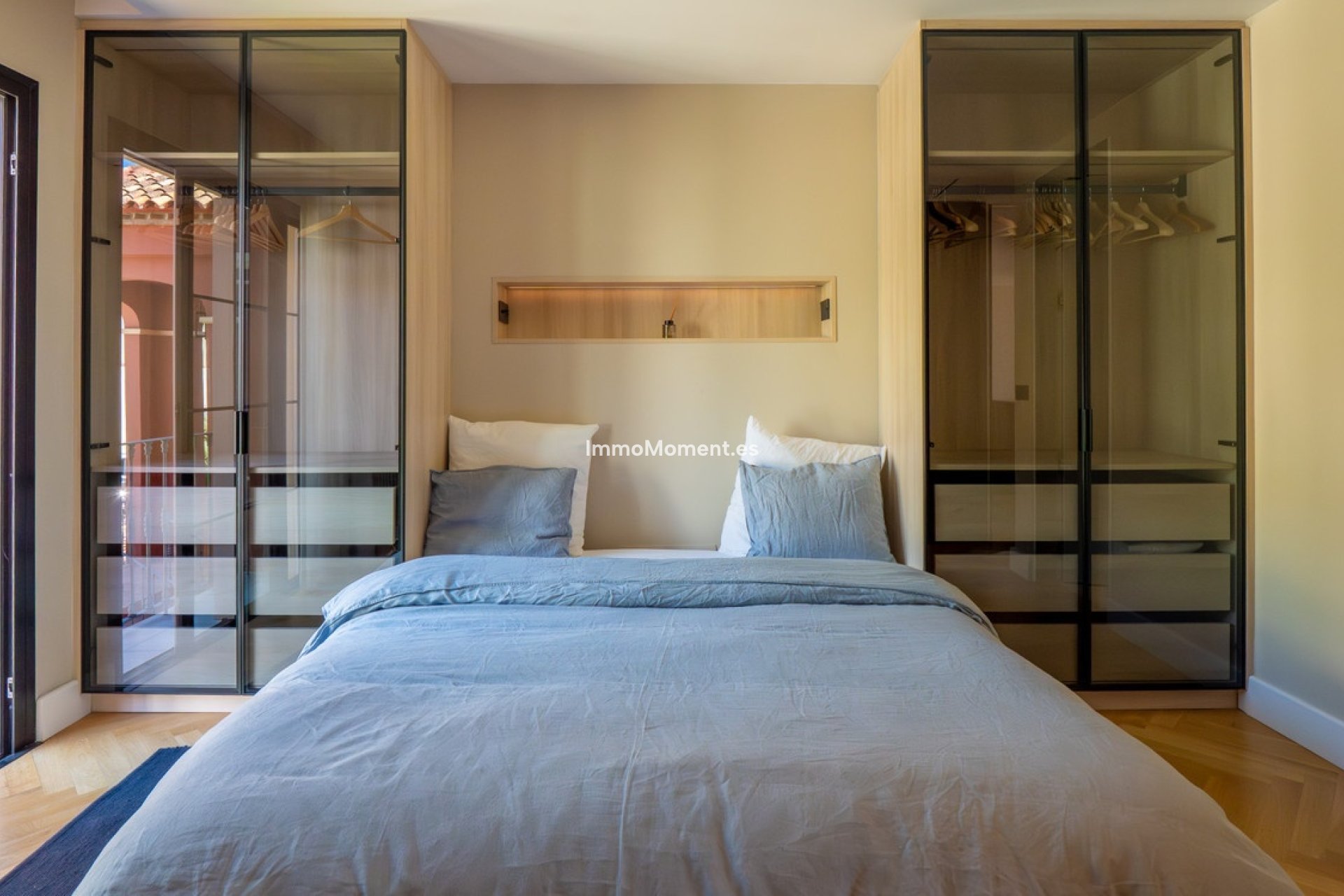 Resale - Apartment - Benahavís - Benahavís Centro
