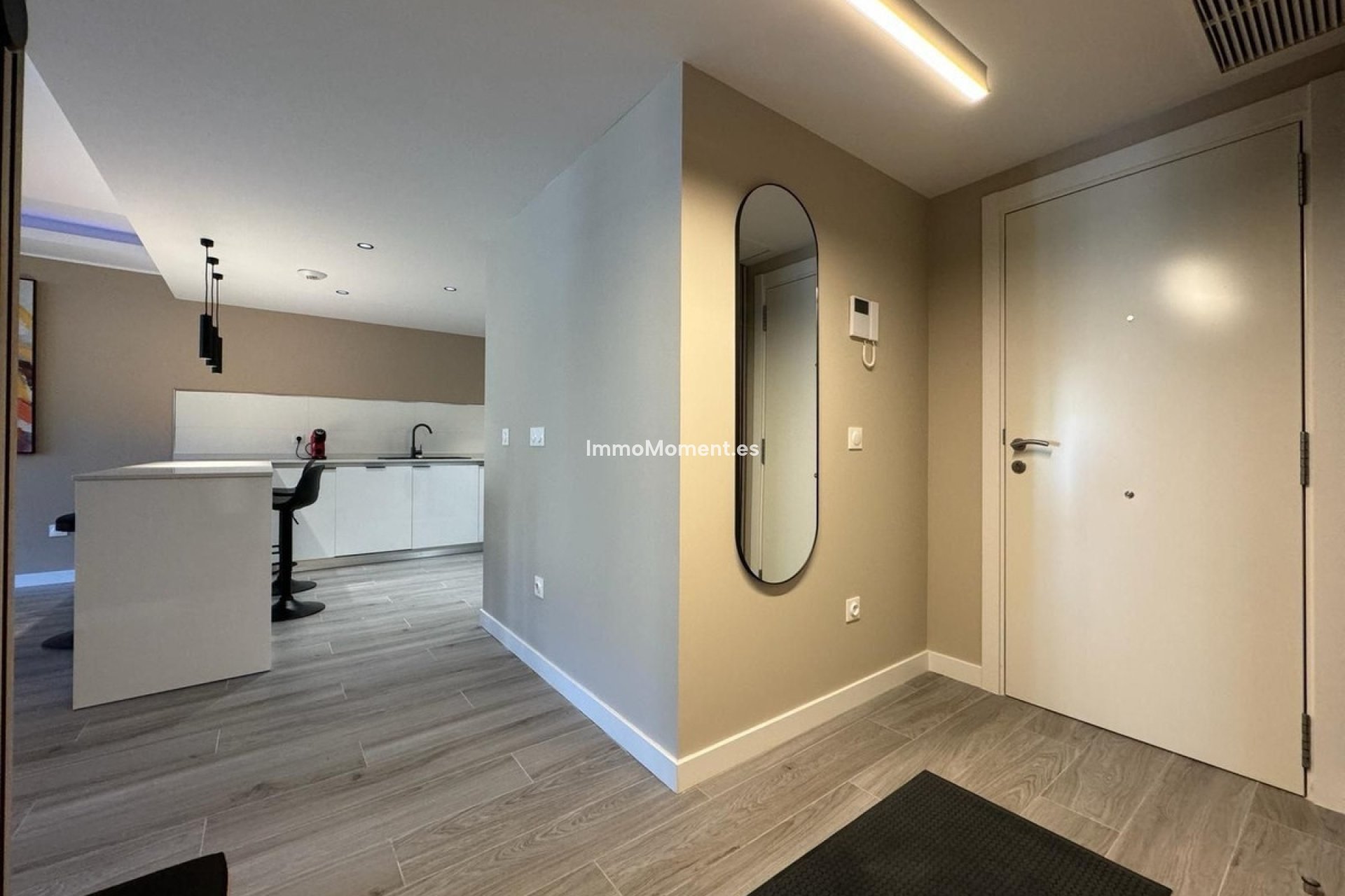 Resale - Apartment - Benahavís - Benahavís Centro