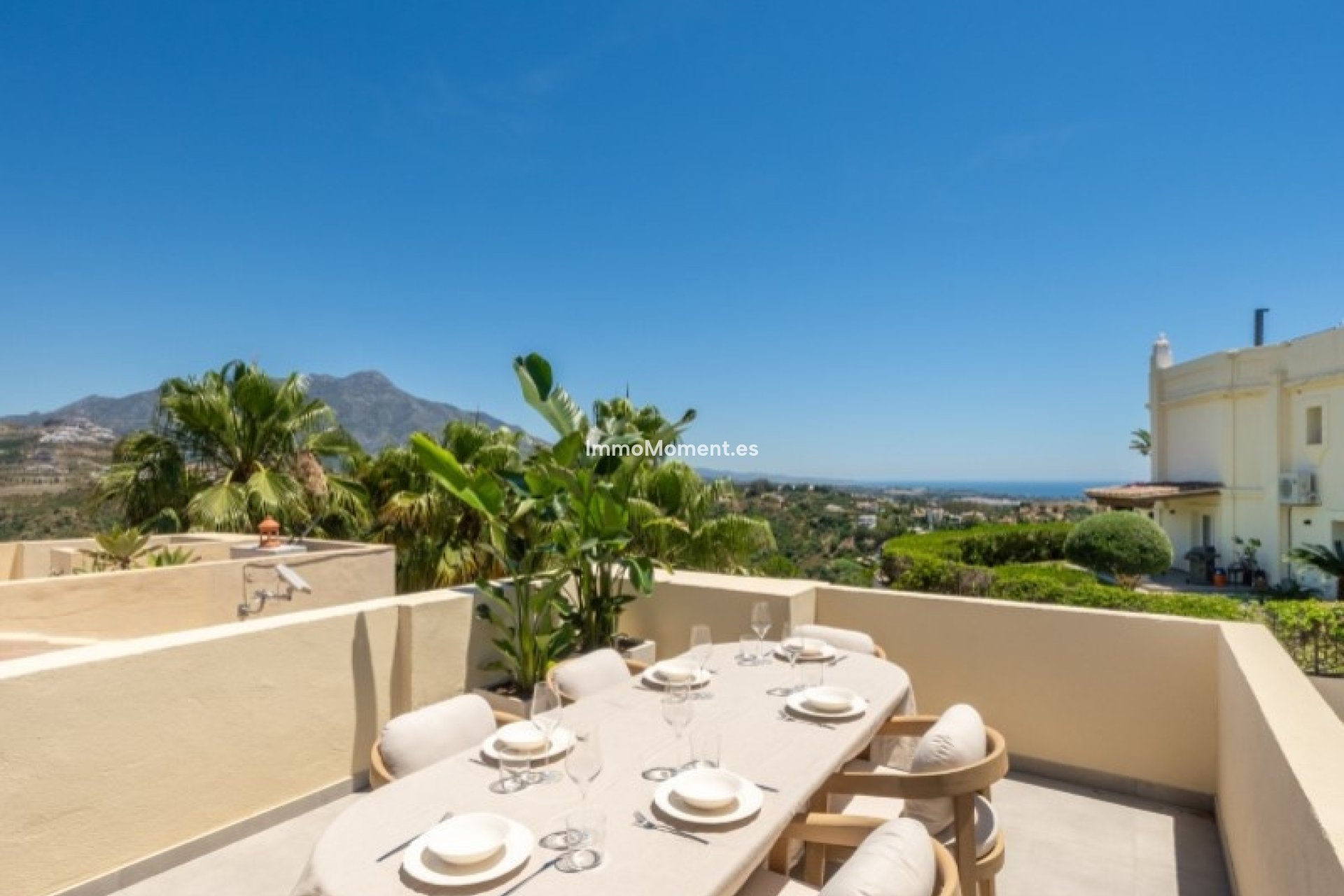 Resale - Apartment - Benahavís - La Quinta