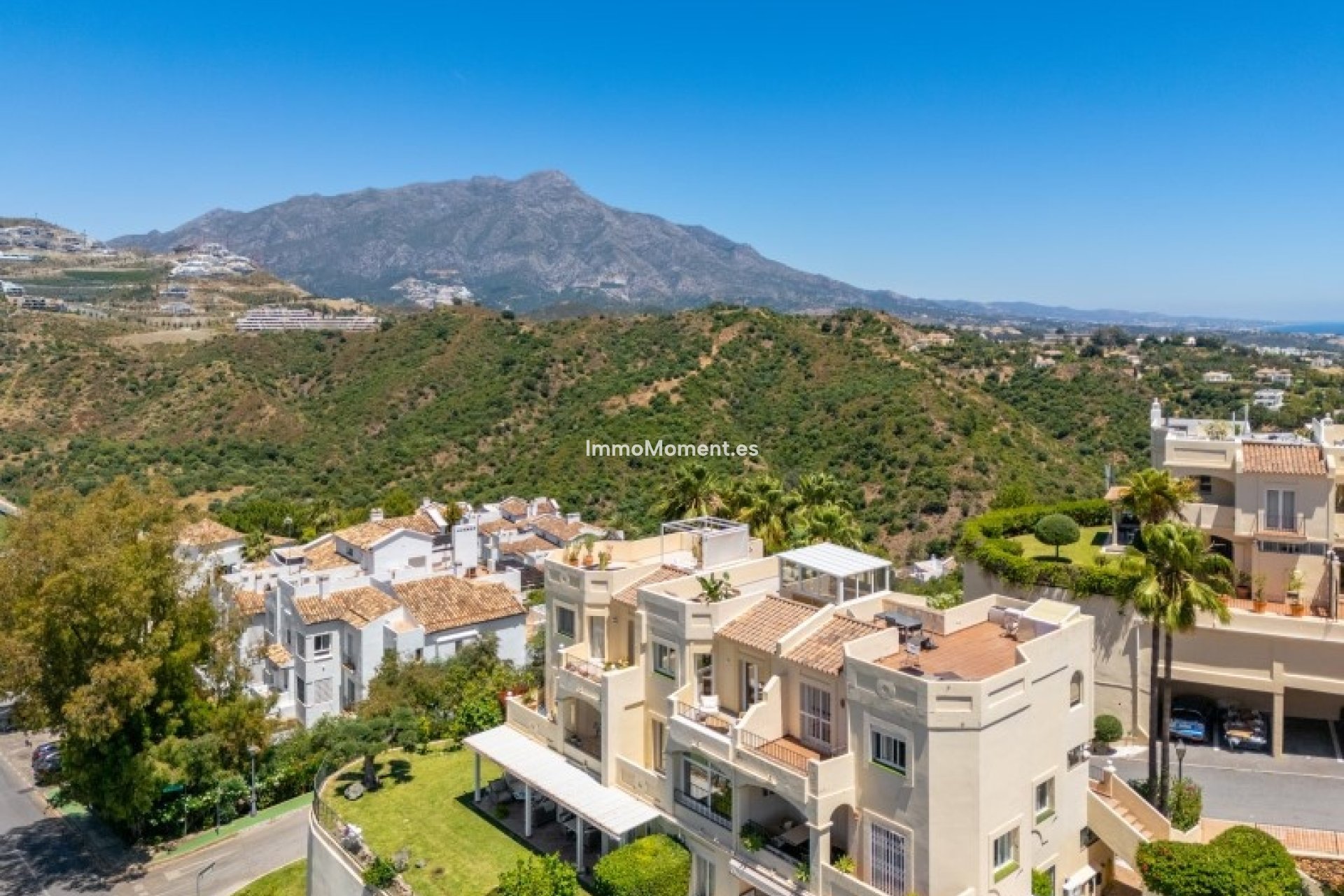 Resale - Apartment - Benahavís - La Quinta