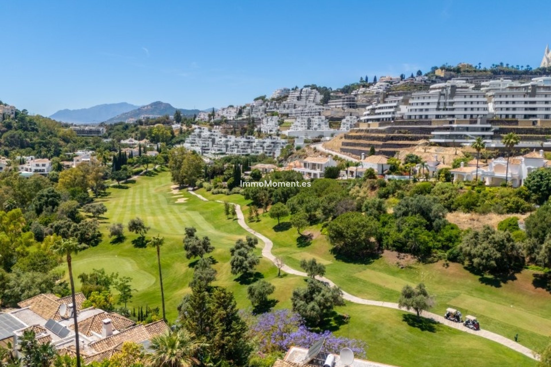 Resale - Apartment - Benahavís - La Quinta