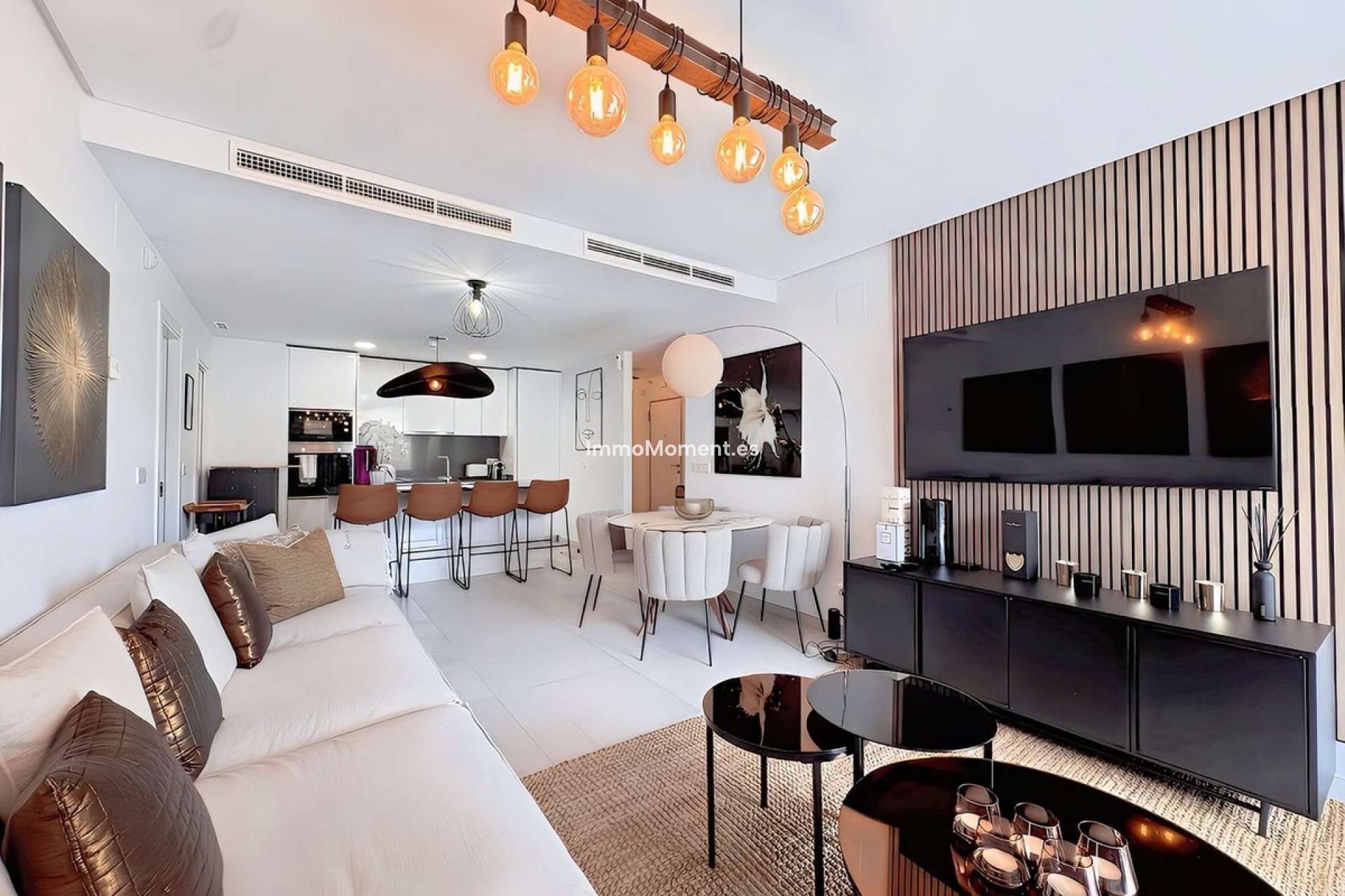 Resale - Apartment - Benahavís - La Quinta