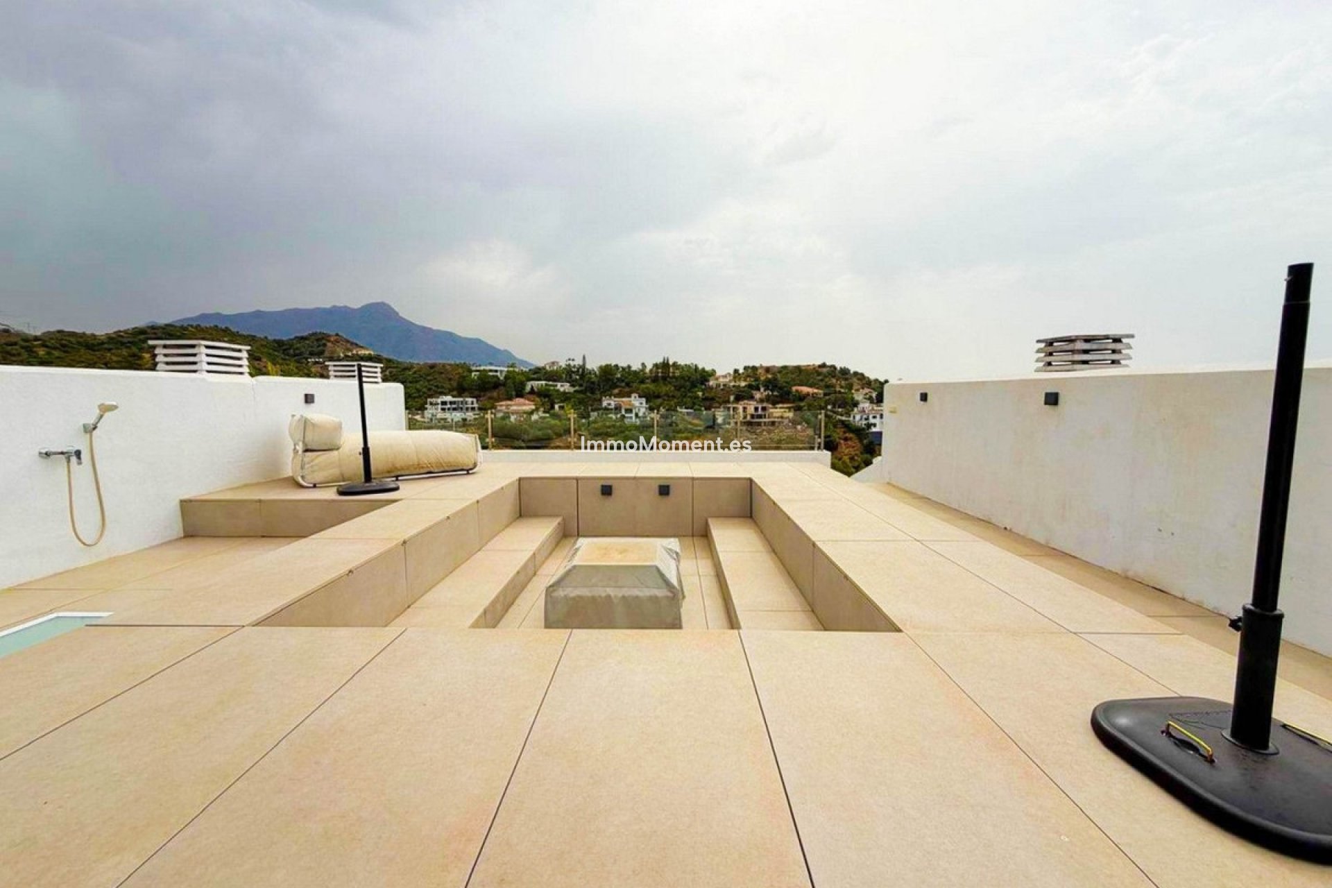 Resale - Apartment - Benahavís - La Quinta