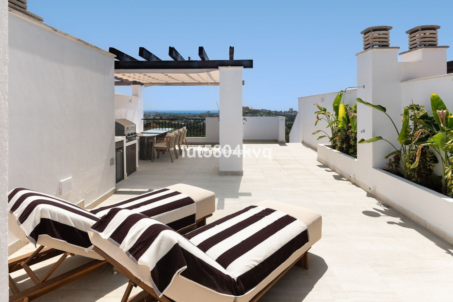 Resale - Apartment - Benahavís - La Quinta