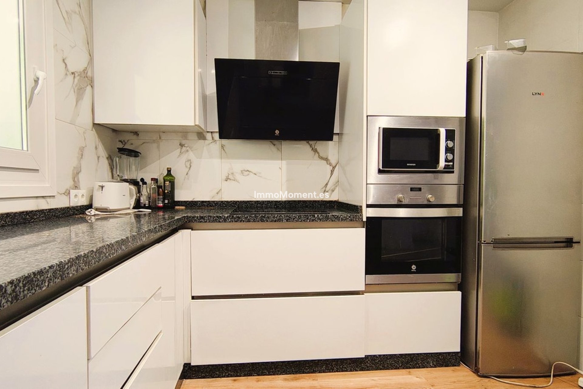 Resale - Apartment - Benahavís - La Quinta