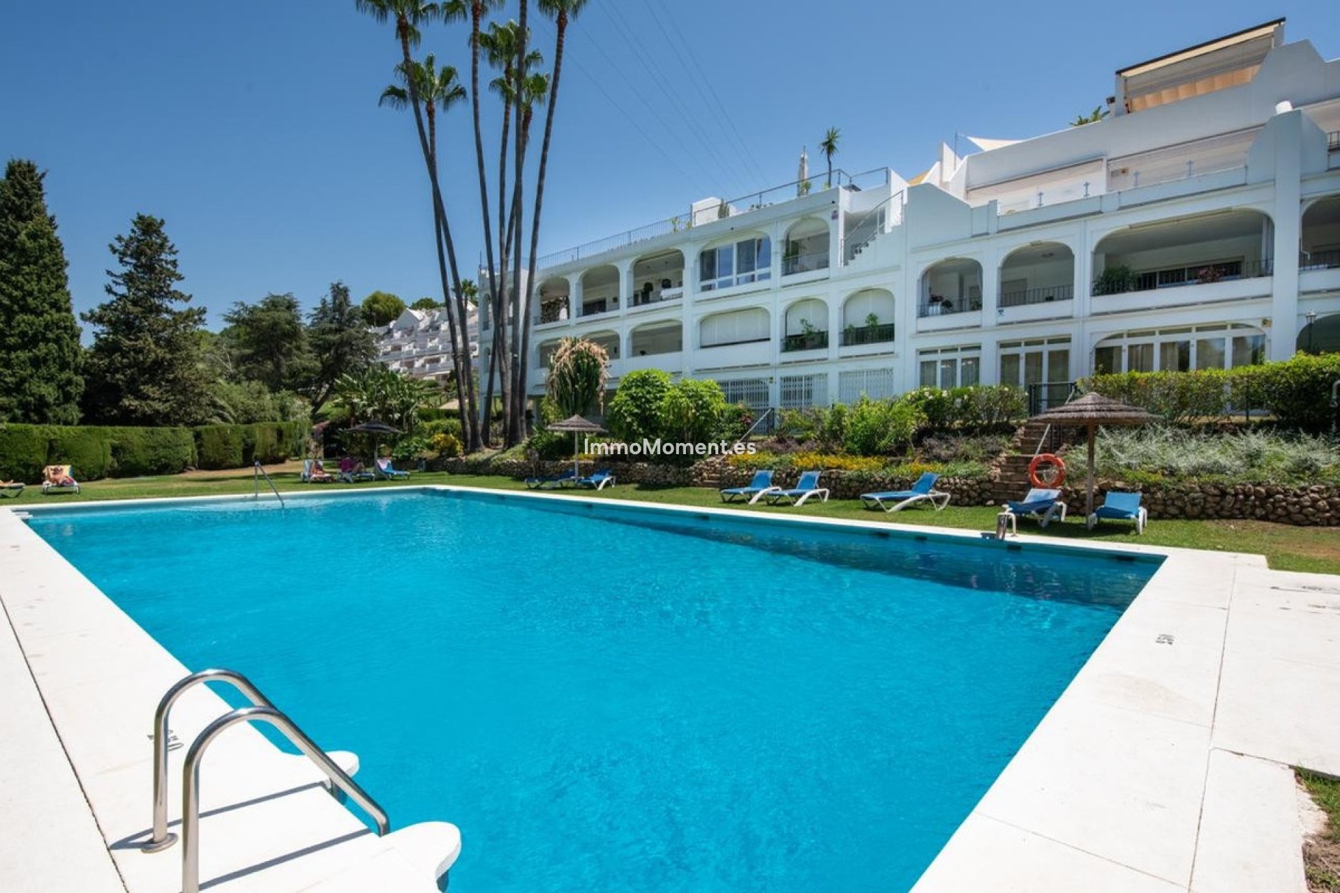 Resale - Apartment - Benahavís - La Quinta