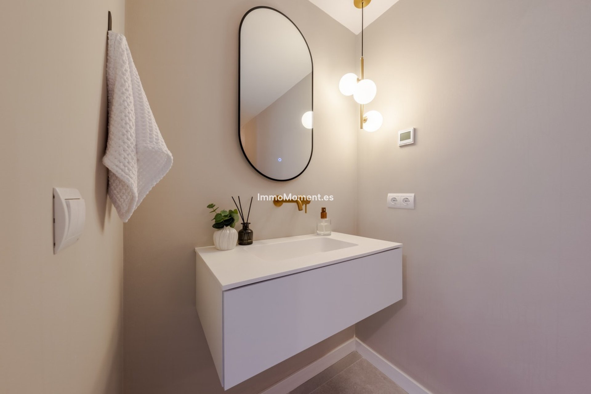 Resale - Apartment - Benahavís - La Quinta