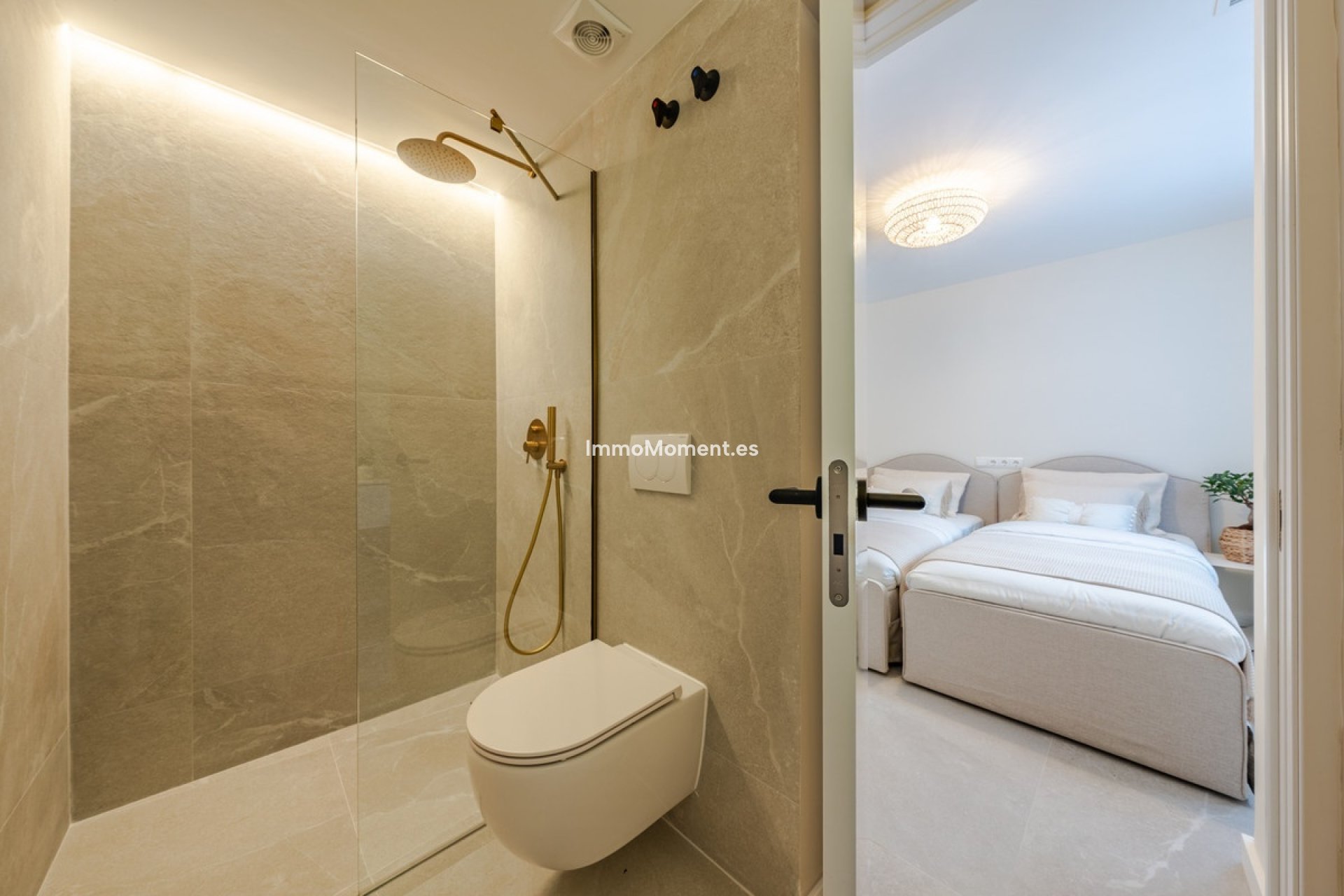 Resale - Apartment - Benahavís - La Quinta