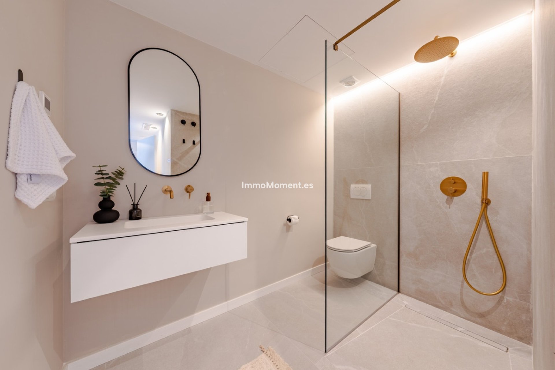 Resale - Apartment - Benahavís - La Quinta
