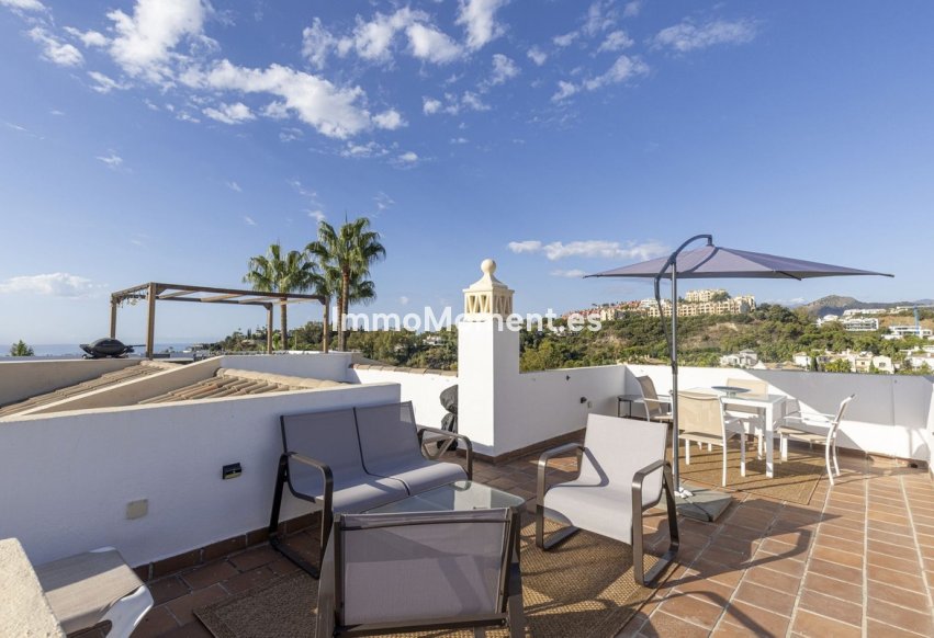 Resale - Apartment - Benahavís - La Quinta