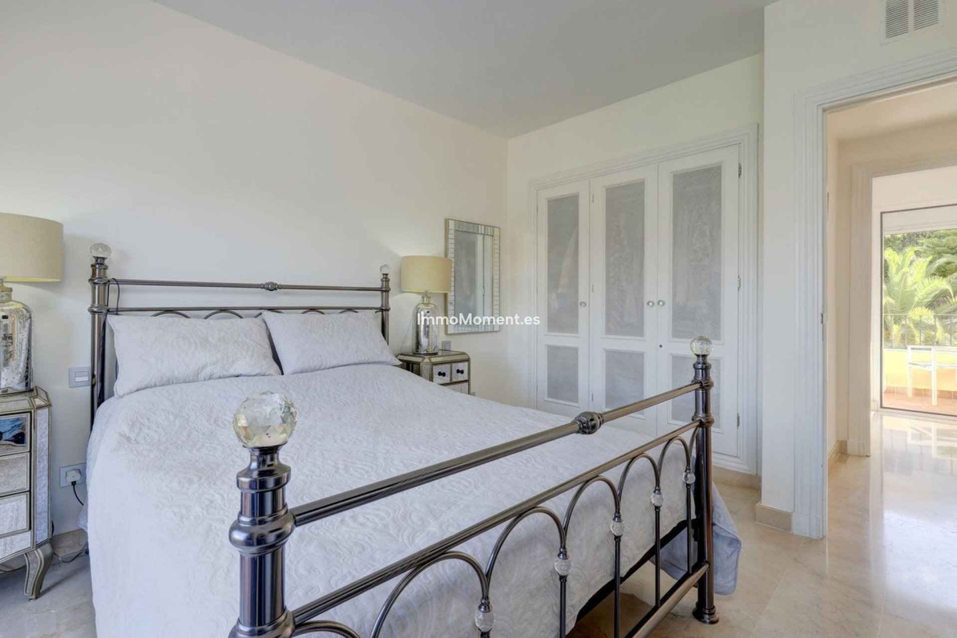 Resale - Apartment - Benahavís - La Quinta