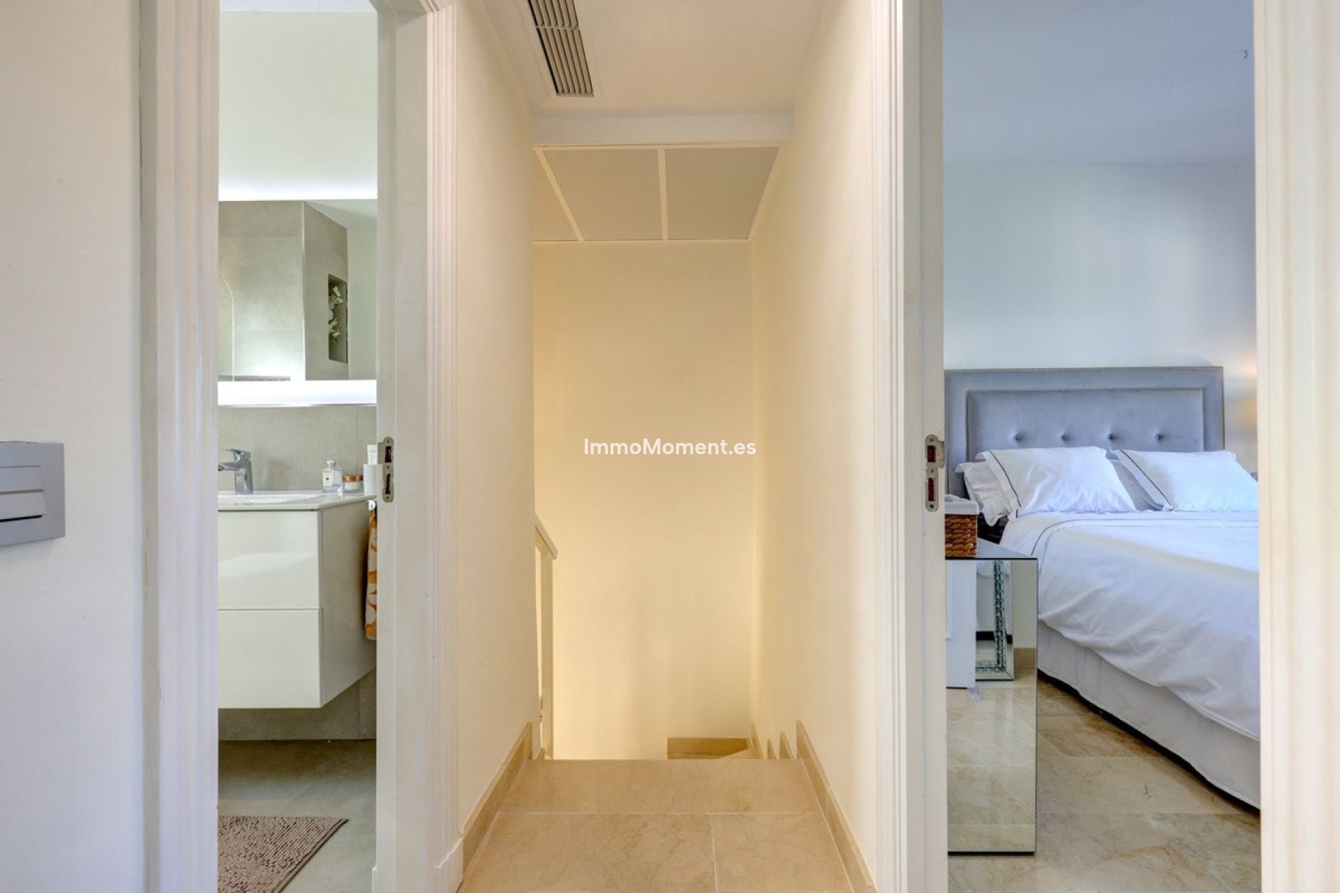 Resale - Apartment - Benahavís - La Quinta