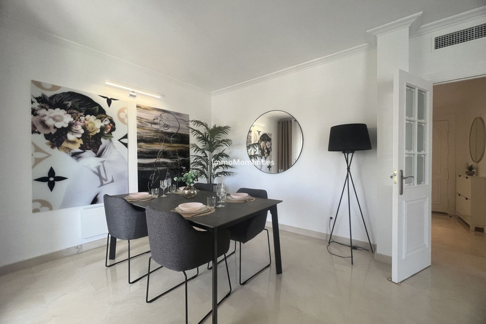 Resale - Apartment - Benahavís - La Quinta