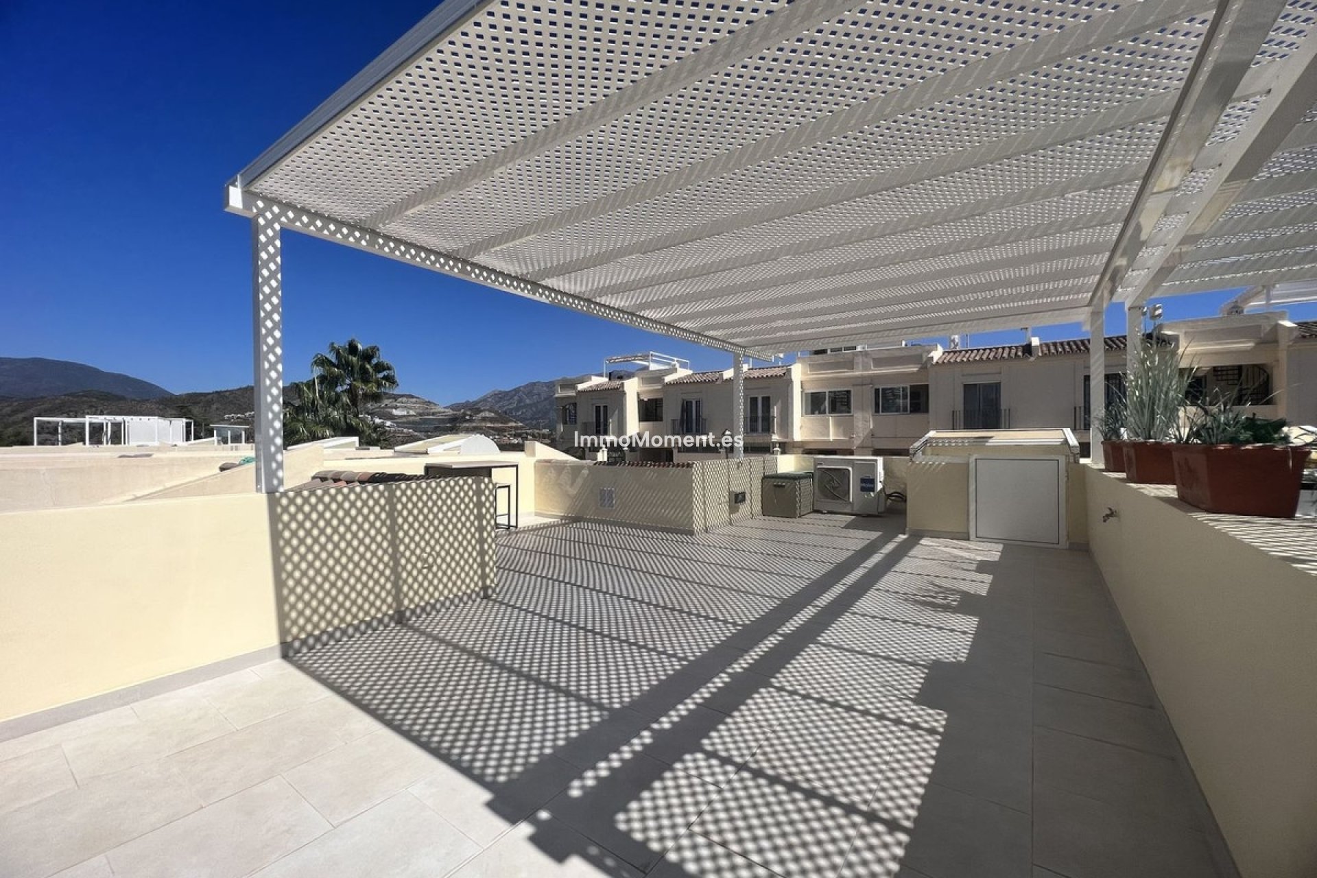 Resale - Apartment - Benahavís - La Quinta