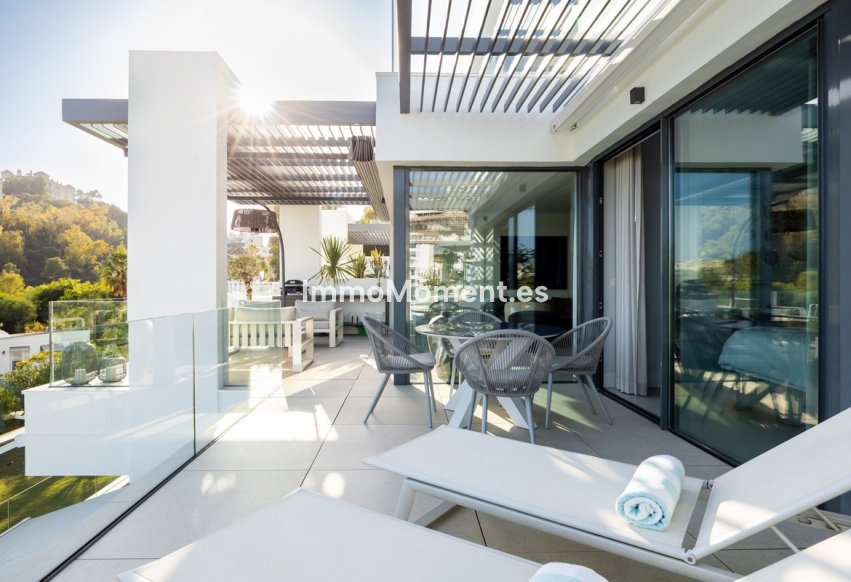 Resale - Apartment - Benahavís - La Quinta