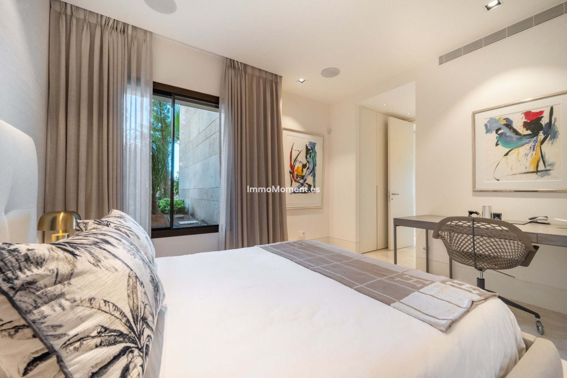 Resale - Apartment - Benahavís - La Quinta