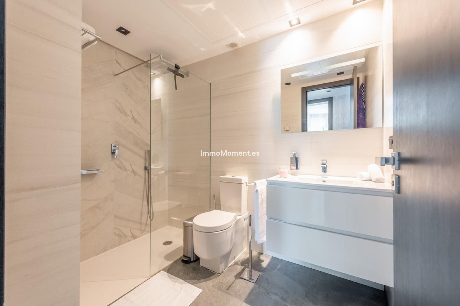 Resale - Apartment - Benahavís - La Quinta