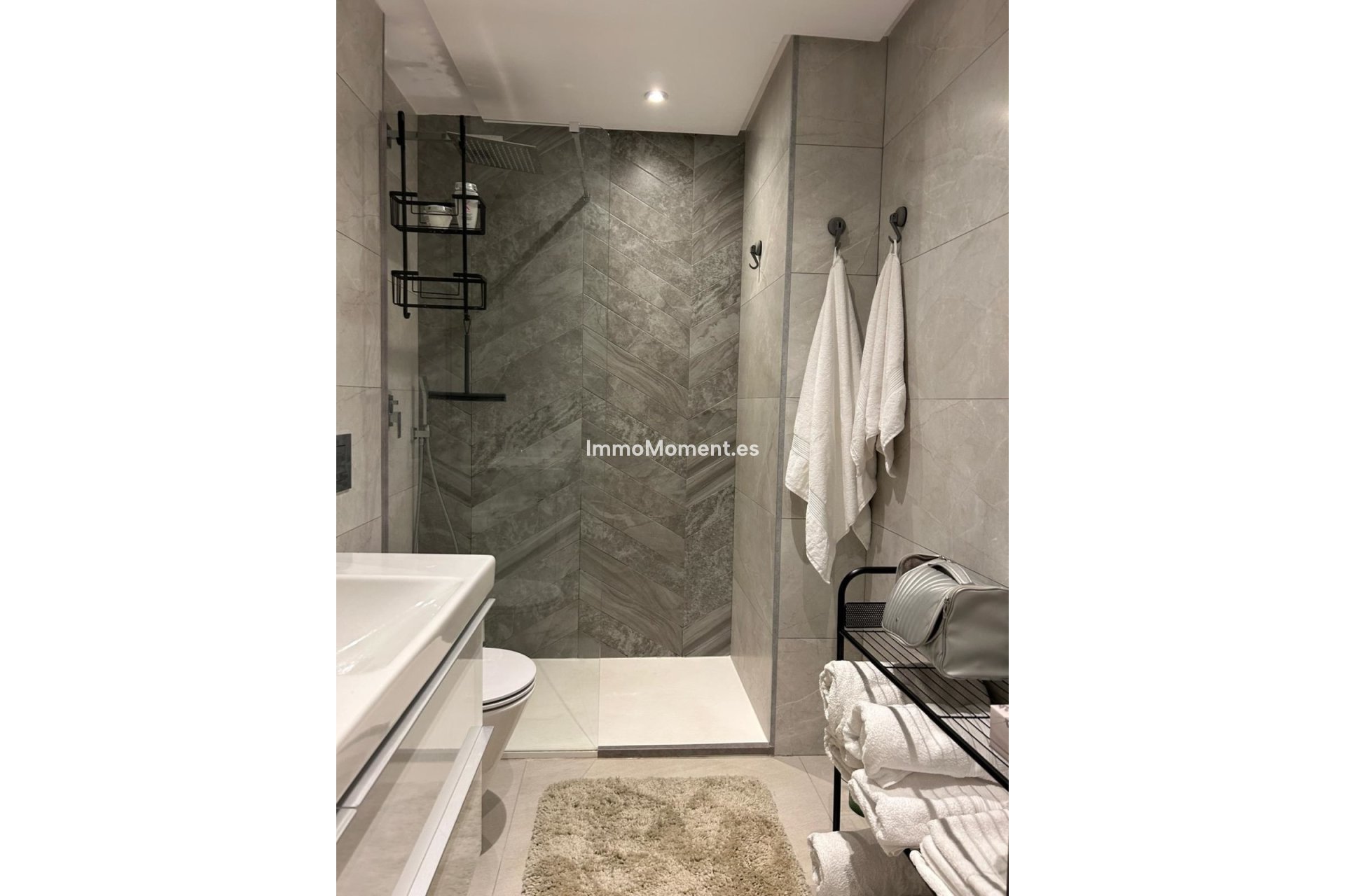 Resale - Apartment - Benahavís - La Quinta