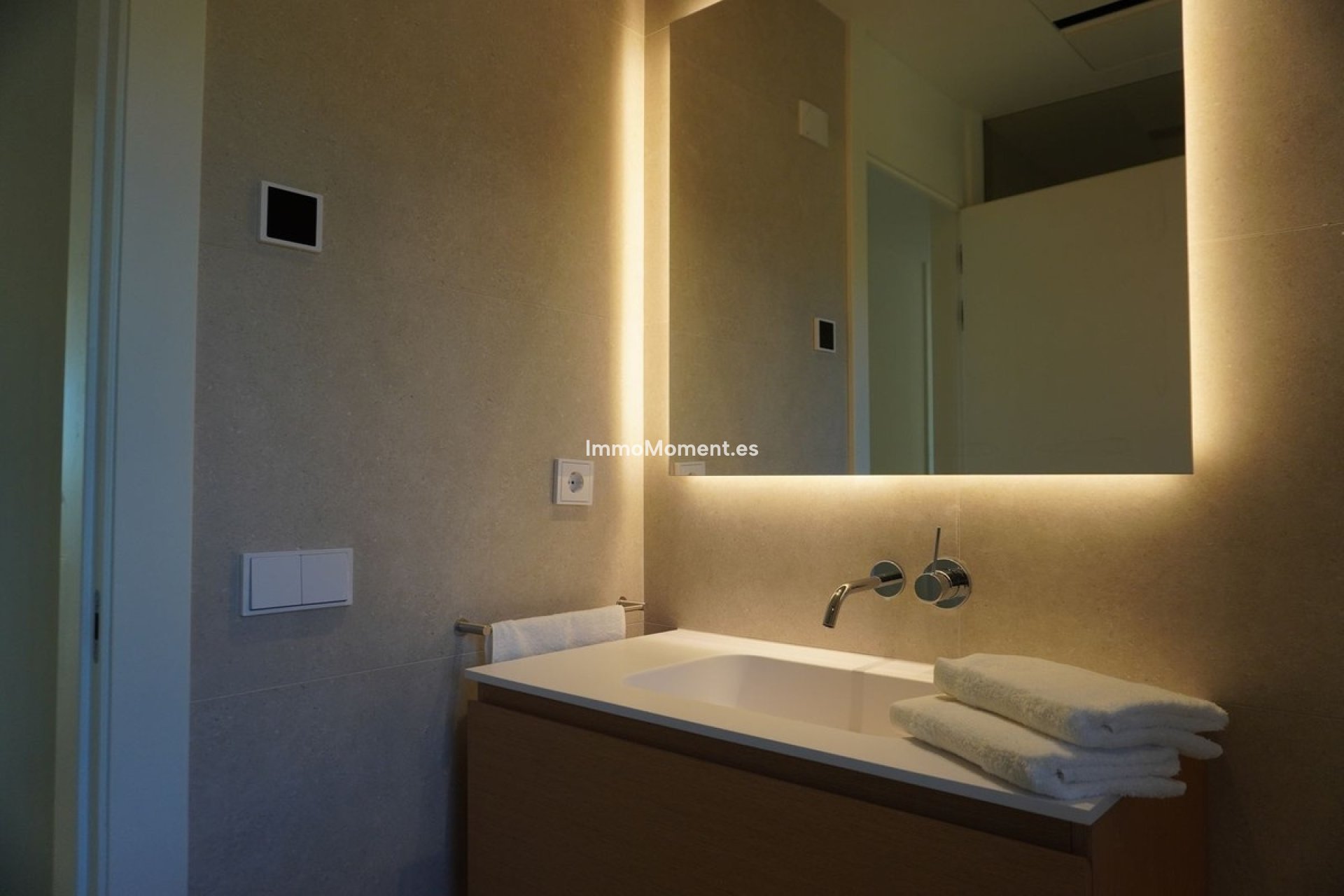 Resale - Apartment - Benahavís - La Quinta