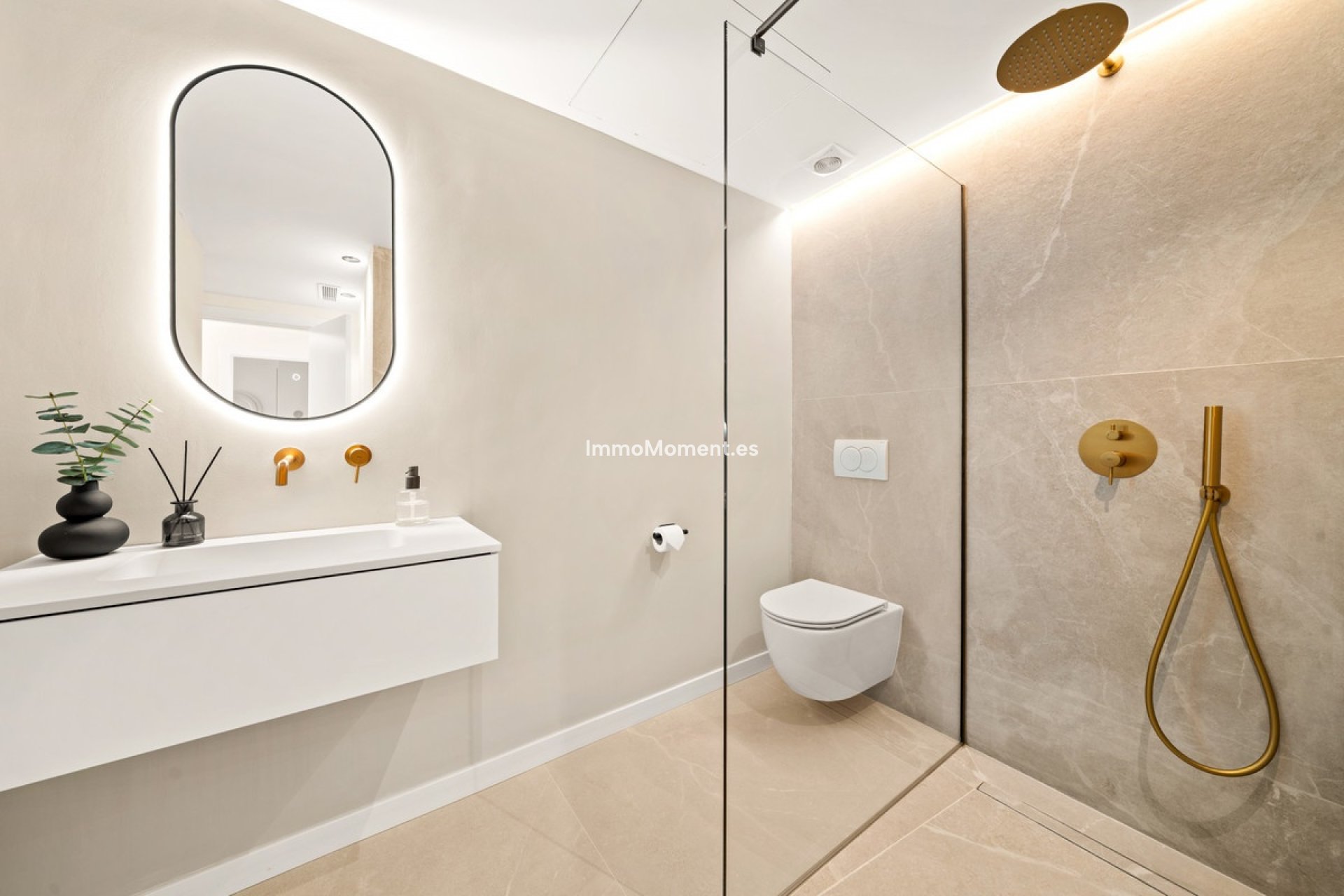 Resale - Apartment - Benahavís - La Quinta