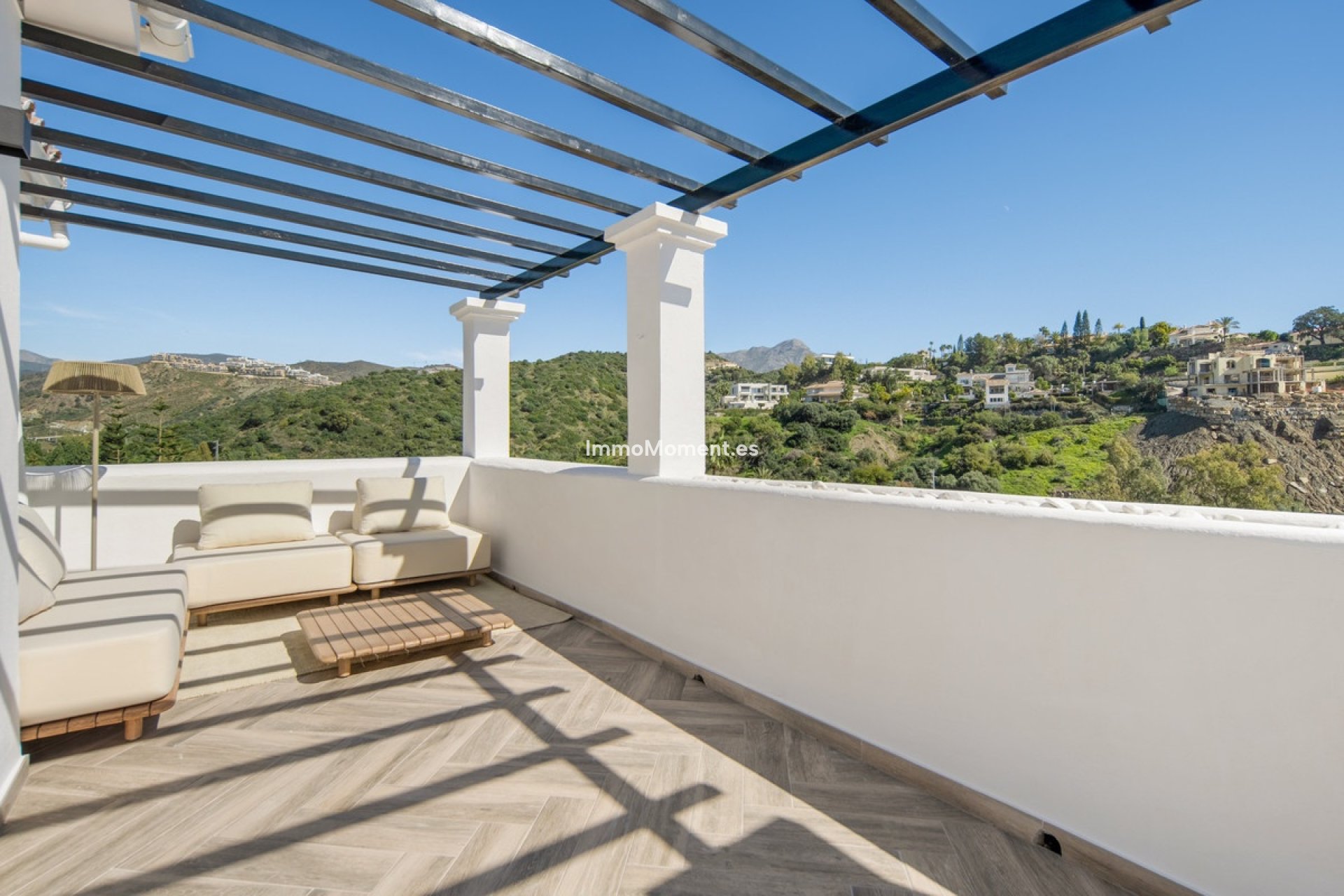 Resale - Apartment - Benahavís - La Quinta