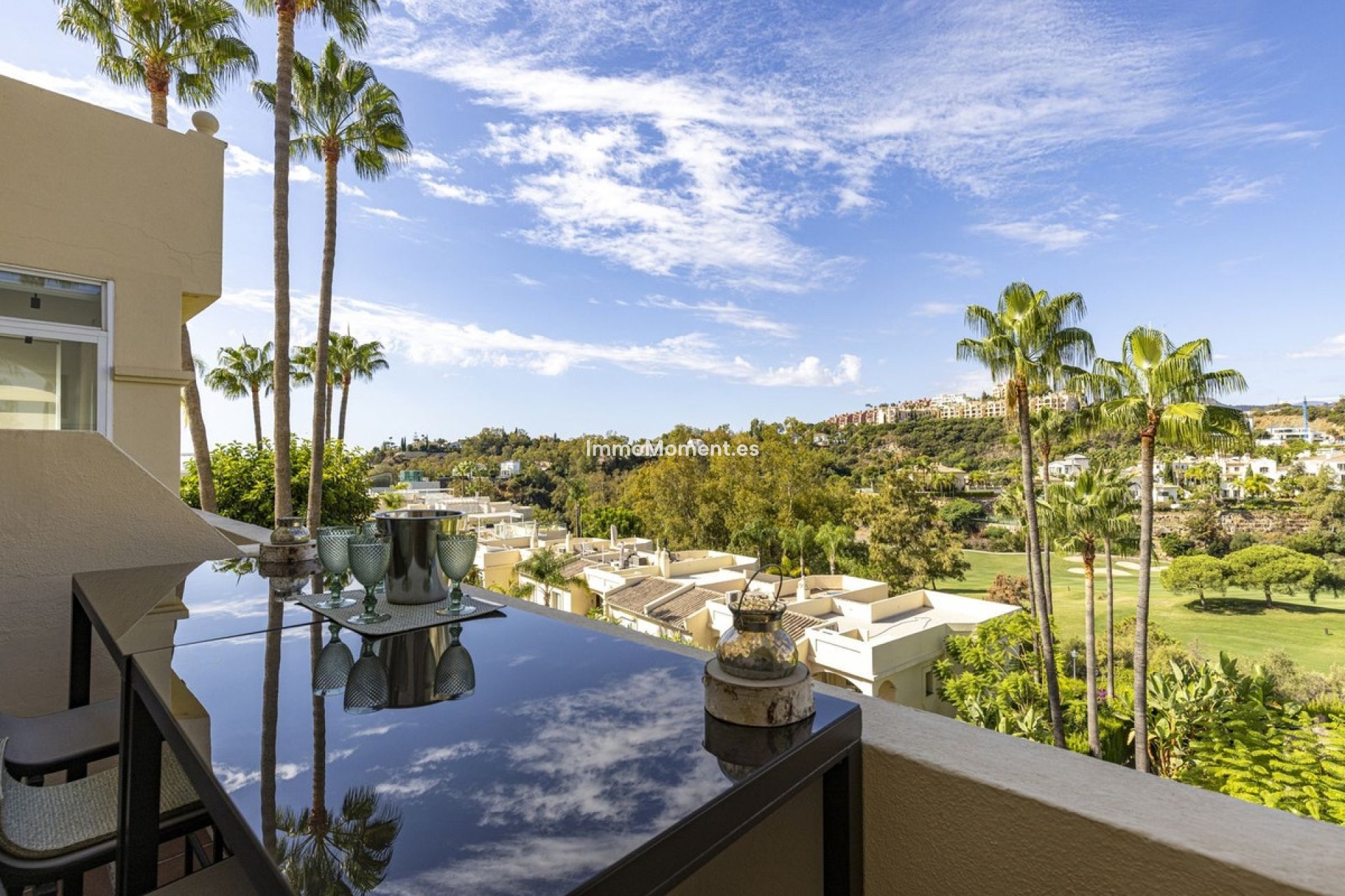 Resale - Apartment - Benahavís - La Quinta