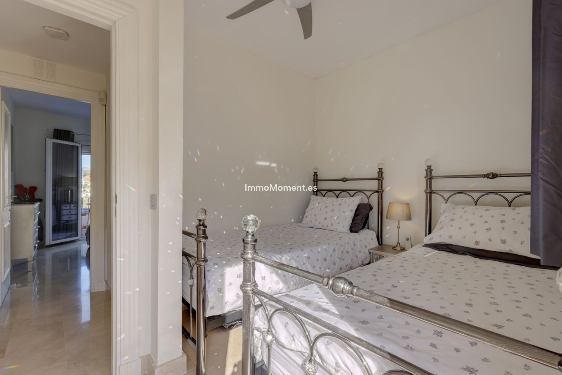 Resale - Apartment - Benahavís - La Quinta