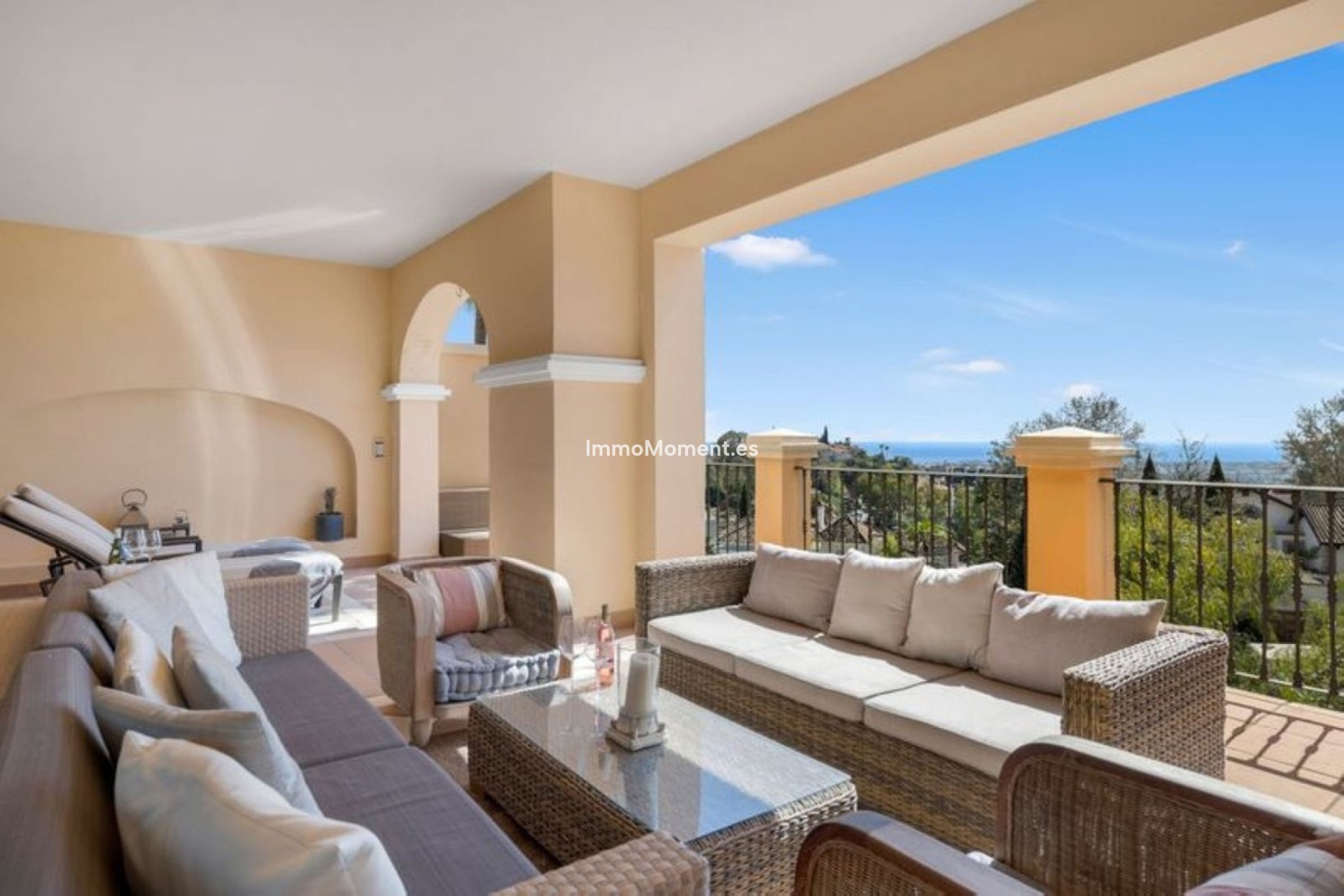 Resale - Apartment - Benahavís - La Quinta