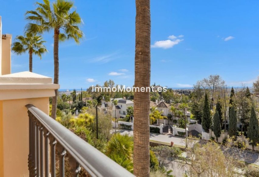 Resale - Apartment - Benahavís - La Quinta