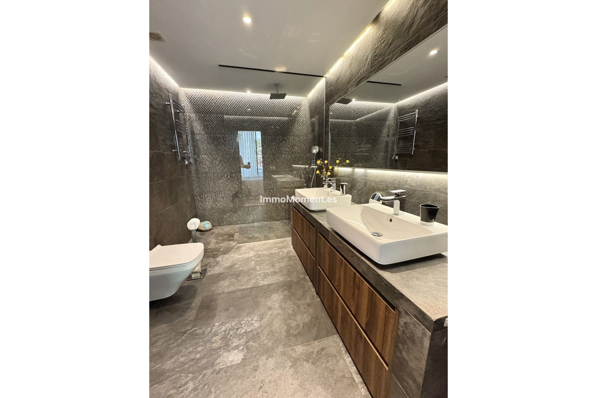 Resale - Apartment - Benahavís - La Quinta