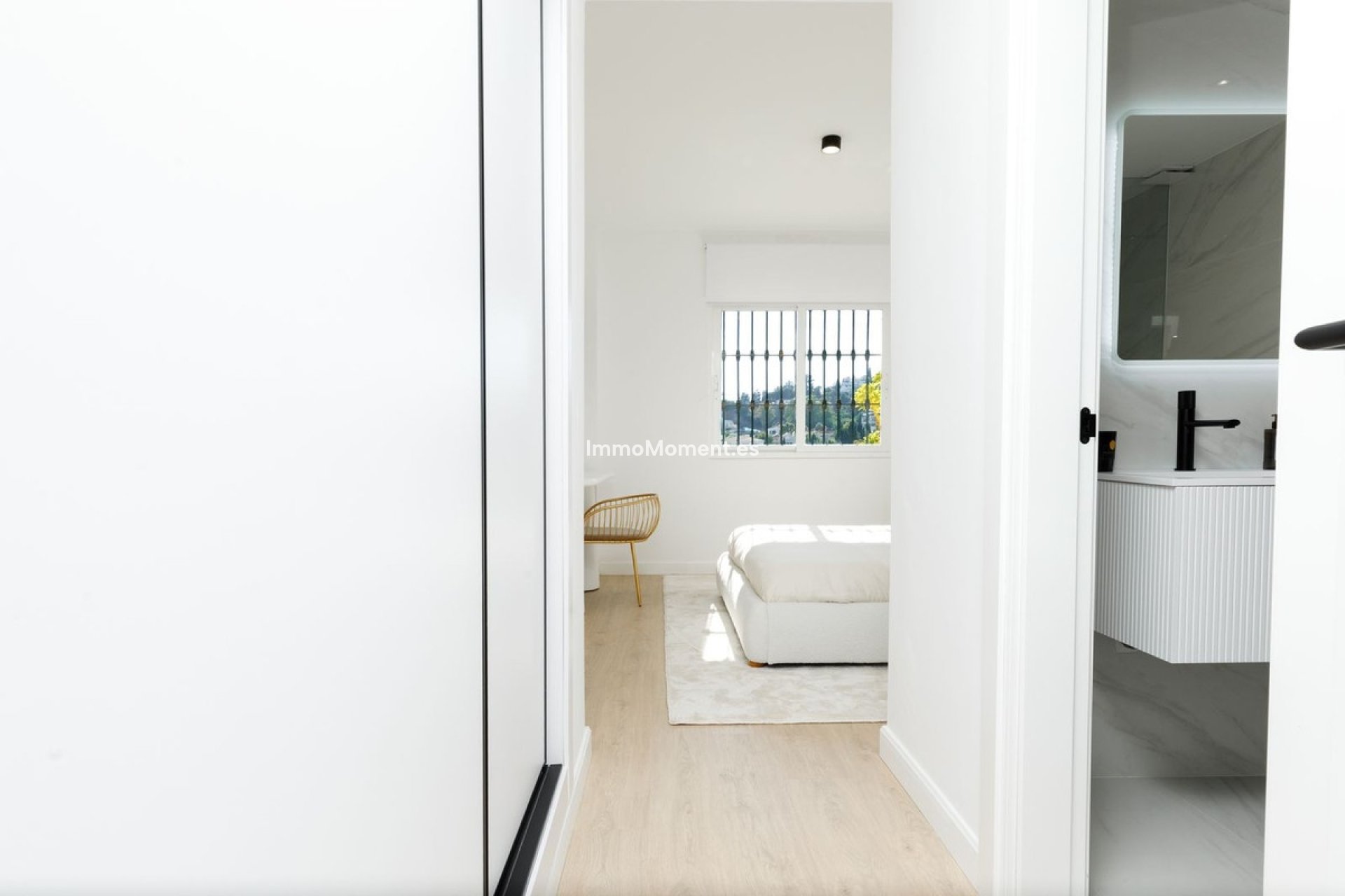 Resale - Apartment - Benahavís - La Quinta