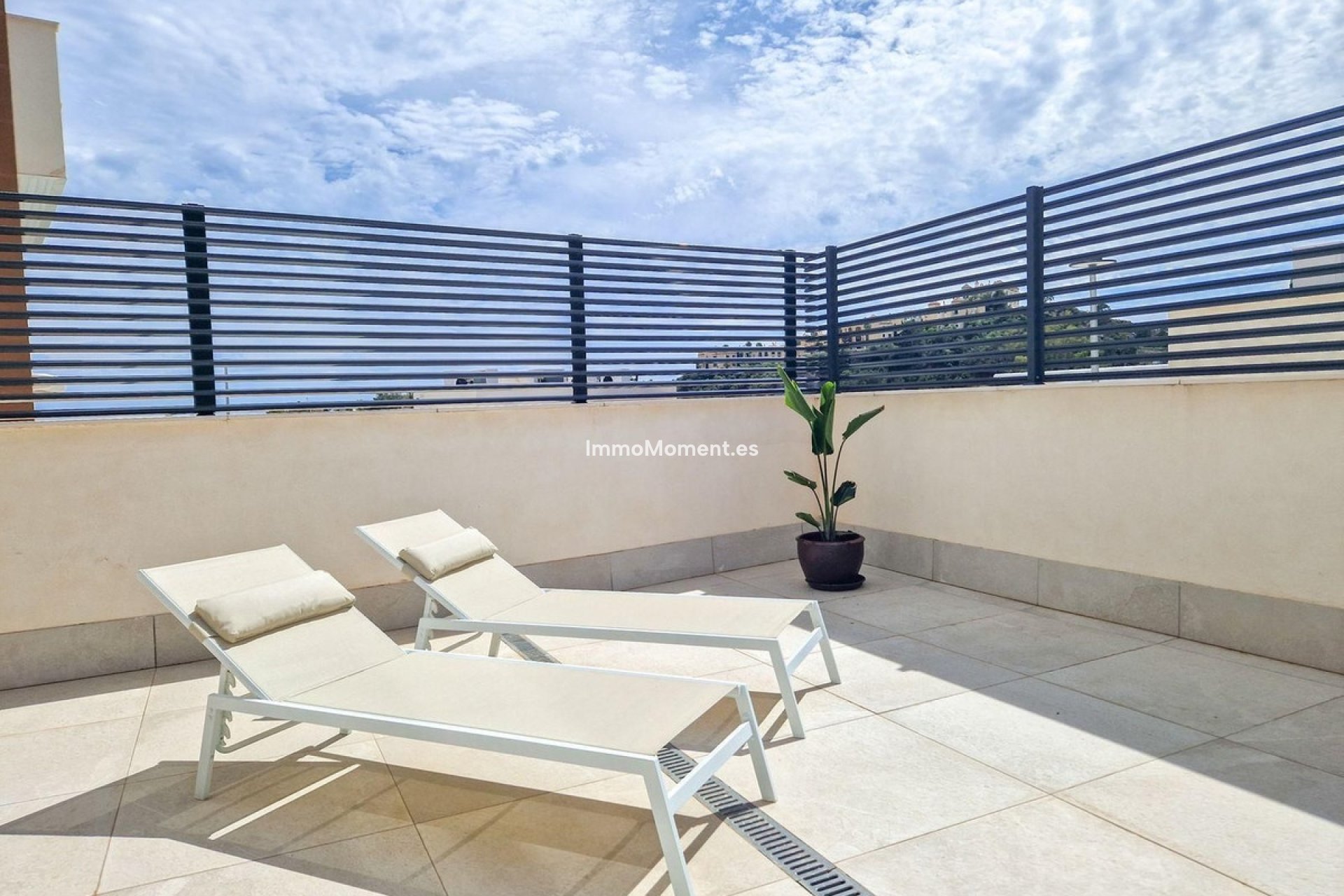 Resale - Apartment - Benahavís - La Quinta