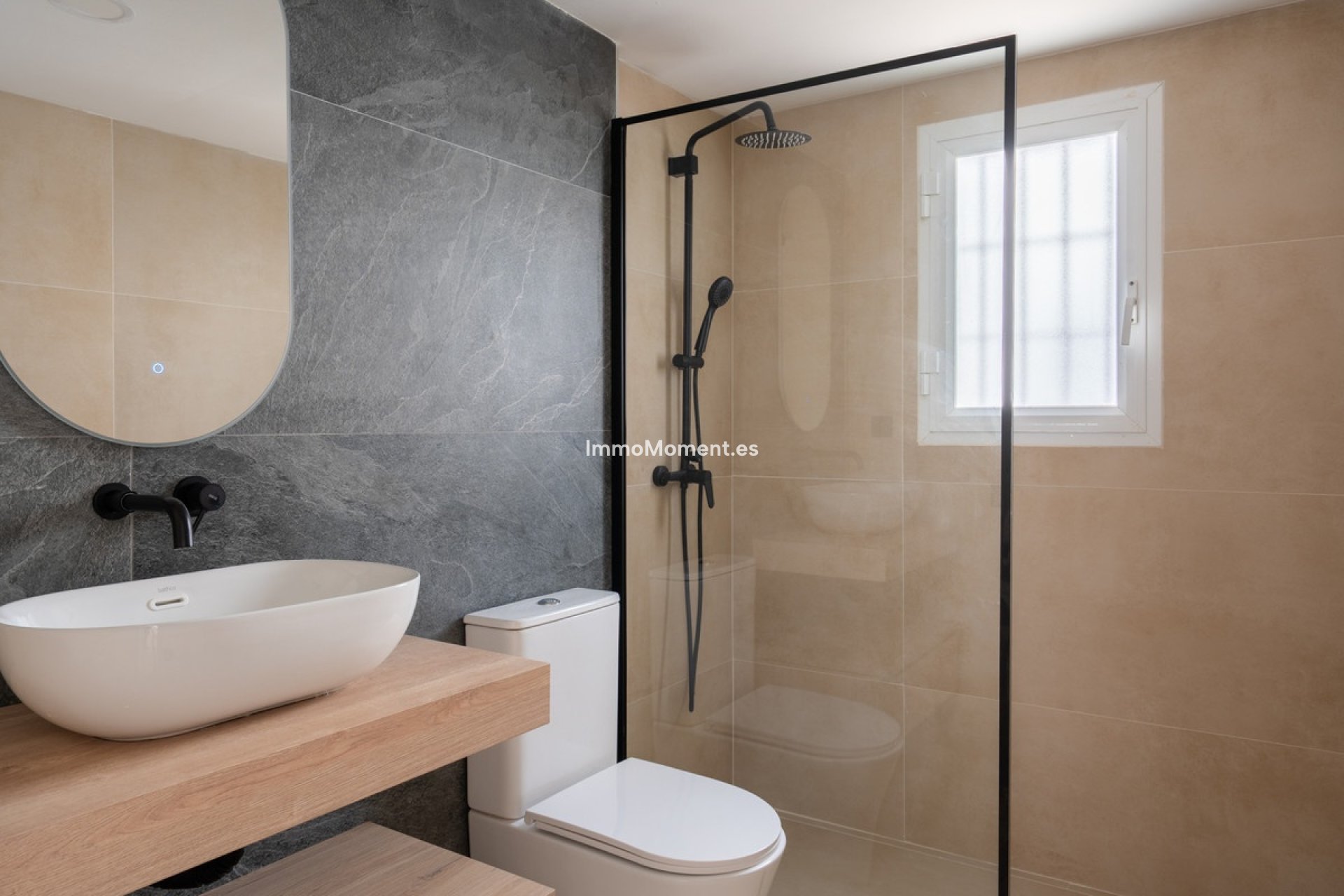 Resale - Apartment - Benahavís - La Quinta