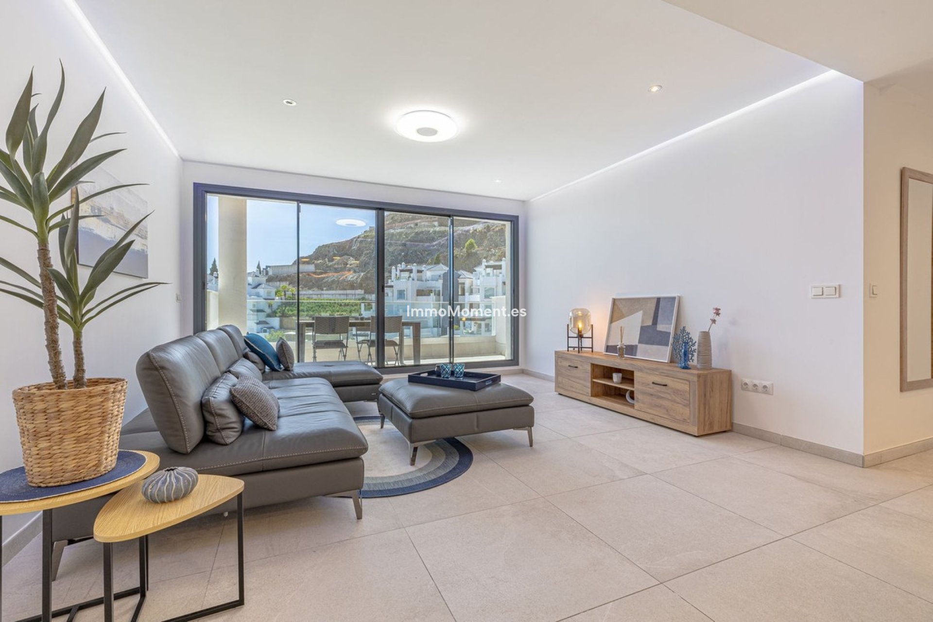 Resale - Apartment - Benahavís - La Quinta