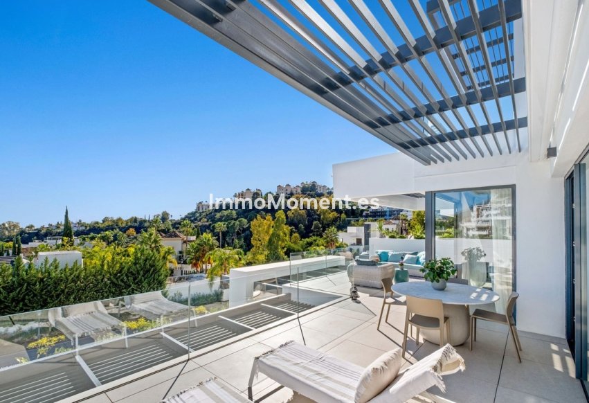 Resale - Apartment - Benahavís - La Quinta