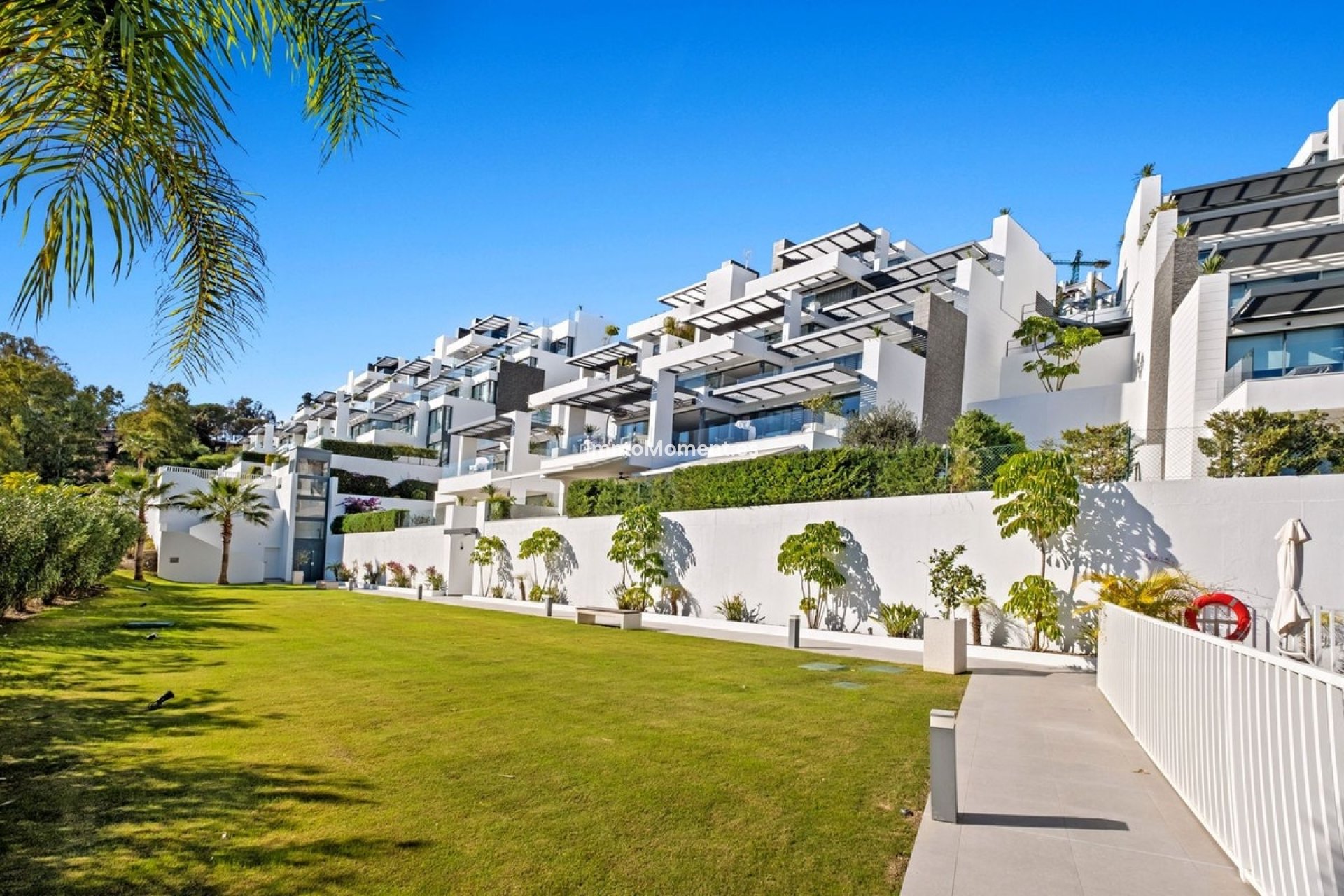 Resale - Apartment - Benahavís - La Quinta