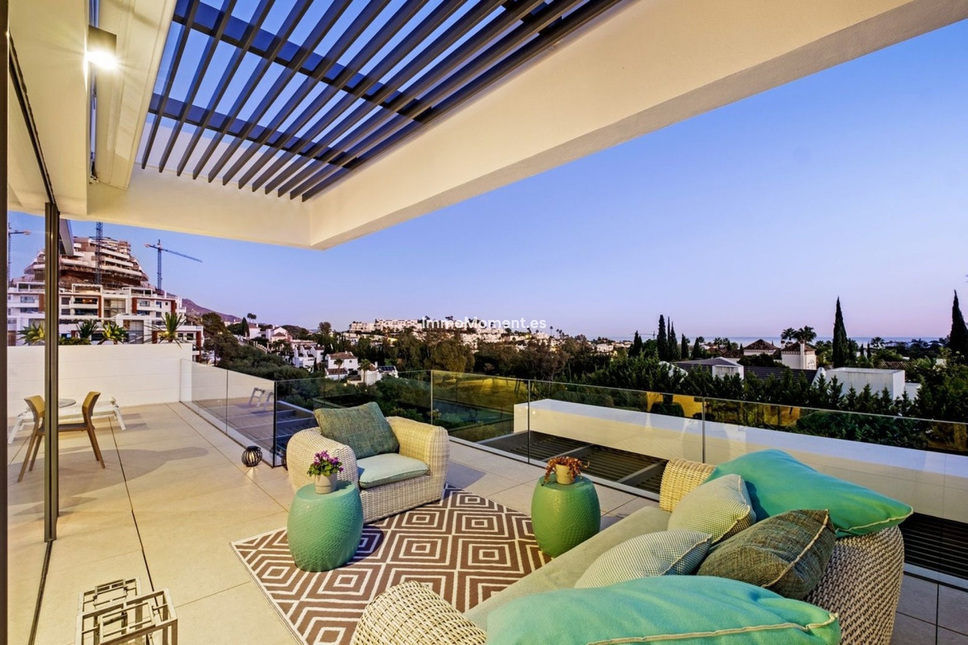 Resale - Apartment - Benahavís - La Quinta