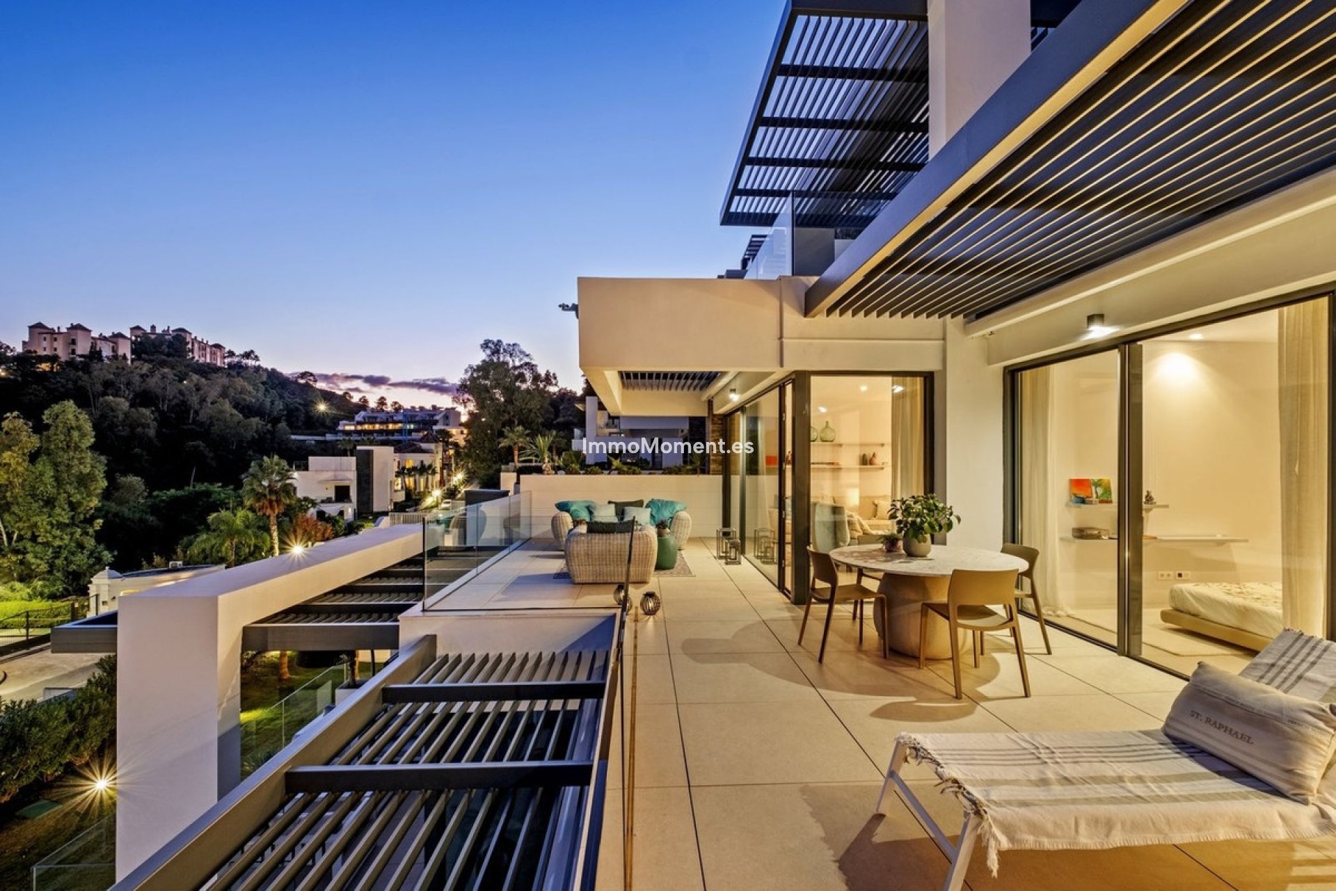 Resale - Apartment - Benahavís - La Quinta