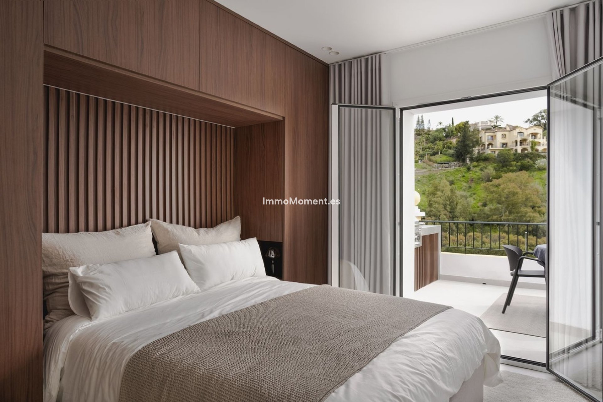 Resale - Apartment - Benahavís - La Quinta