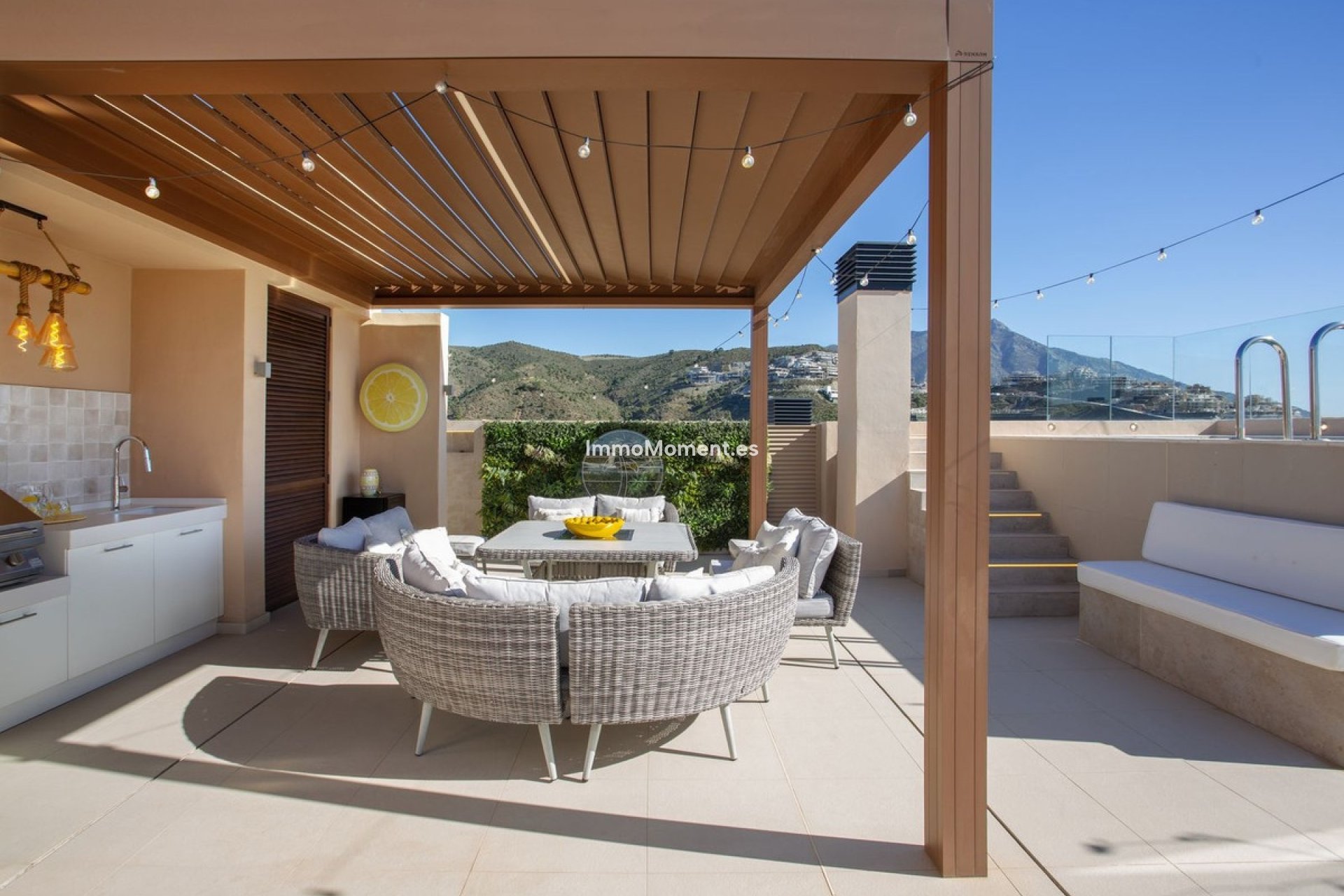 Resale - Apartment - Benahavís - La Quinta